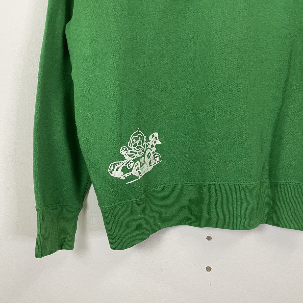 Japanese Brand Vintage Uittg Baby Big Logo Hoodies Sweatshirt Size US M / EU 48-50 / 2 - 10 Thumbnail