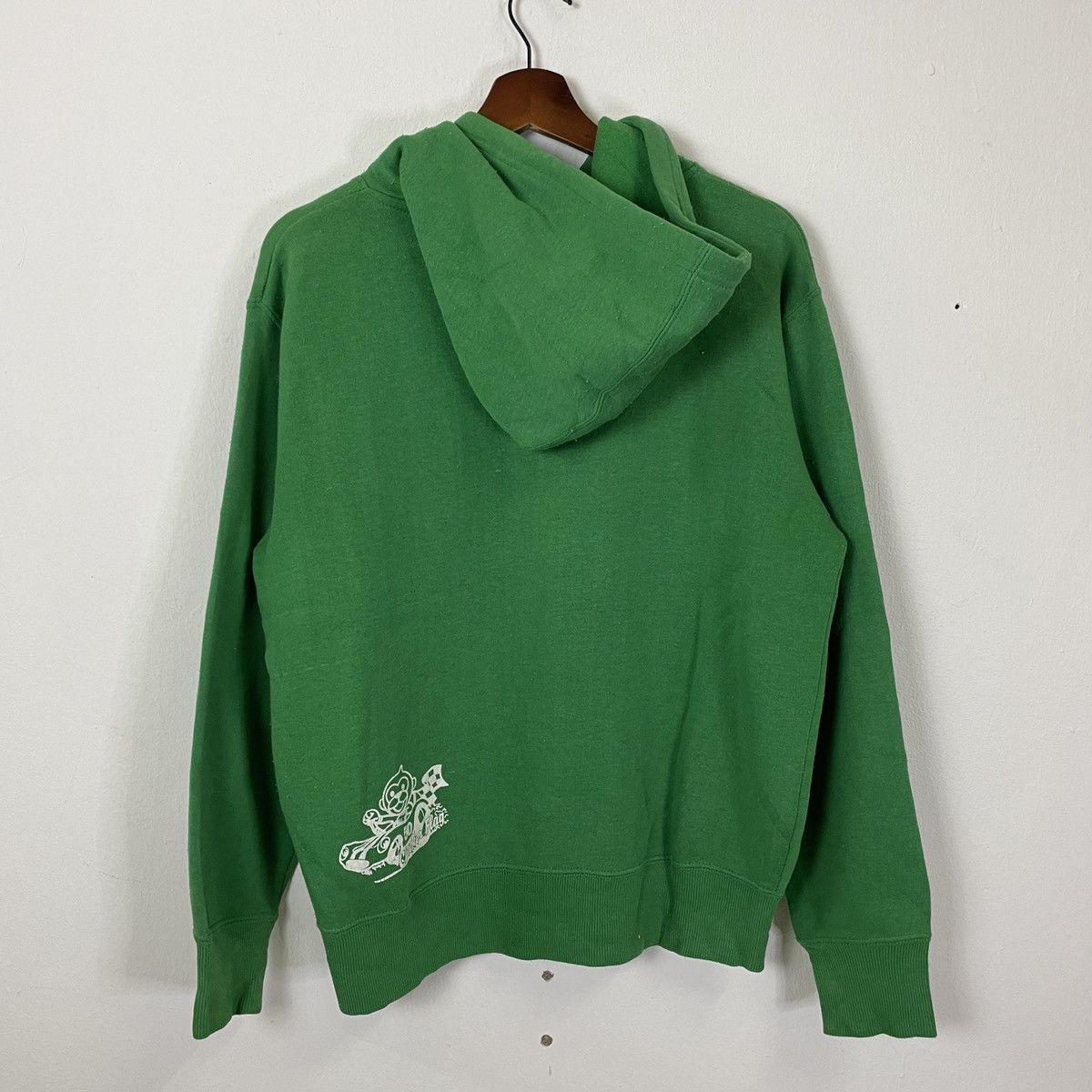 Japanese Brand Vintage Uittg Baby Big Logo Hoodies Sweatshirt Size US M / EU 48-50 / 2 - 8 Thumbnail