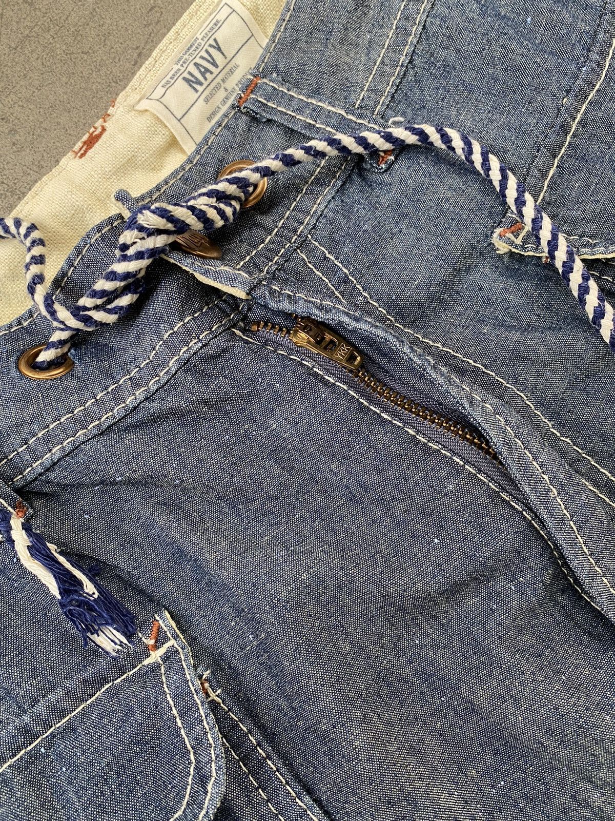 Vintage Vintage Navy Chambray Bush Buckle Pants Size US 35 - 6 Thumbnail
