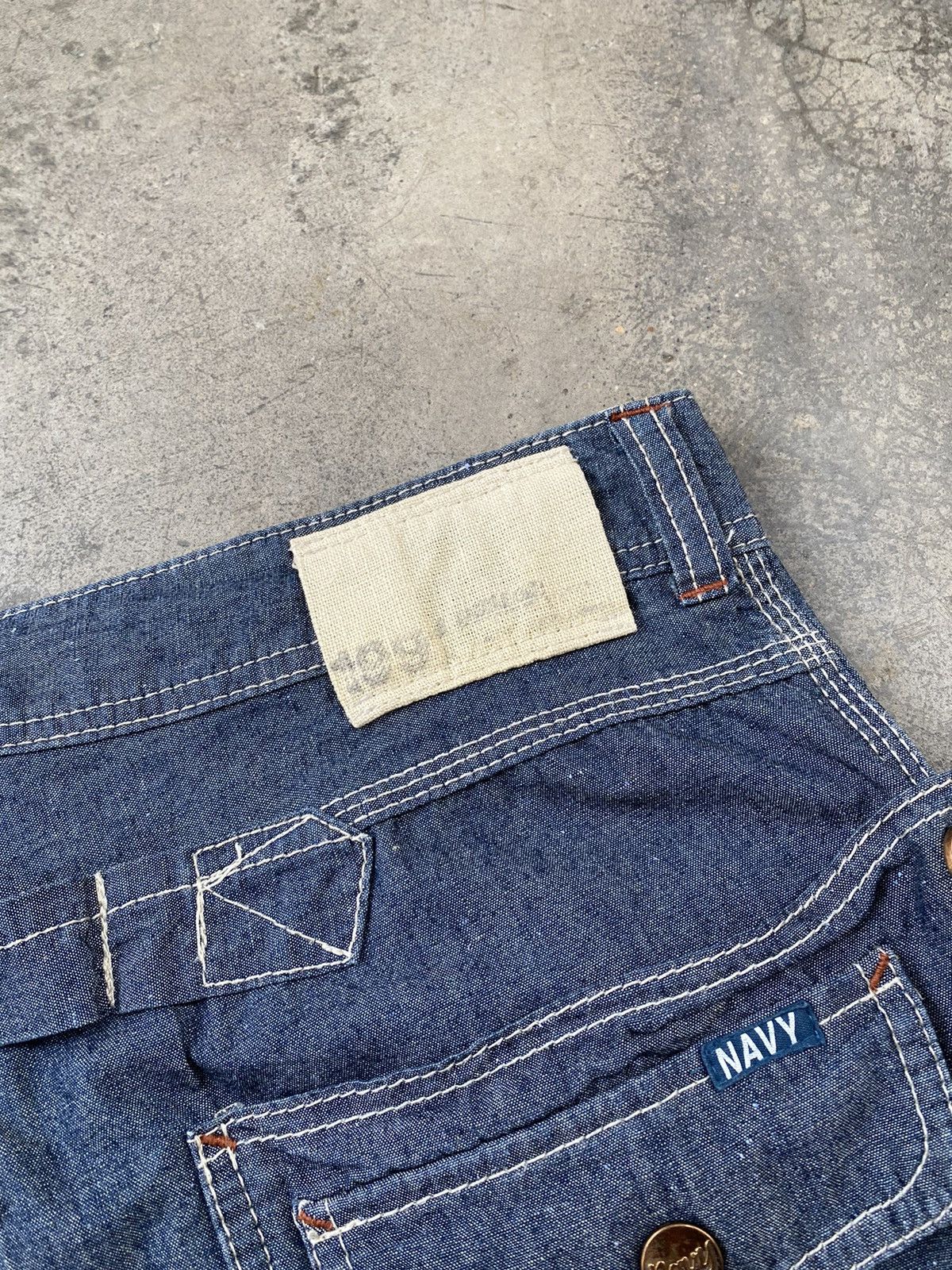 Vintage Vintage Navy Chambray Bush Buckle Pants Size US 35 - 7 Thumbnail