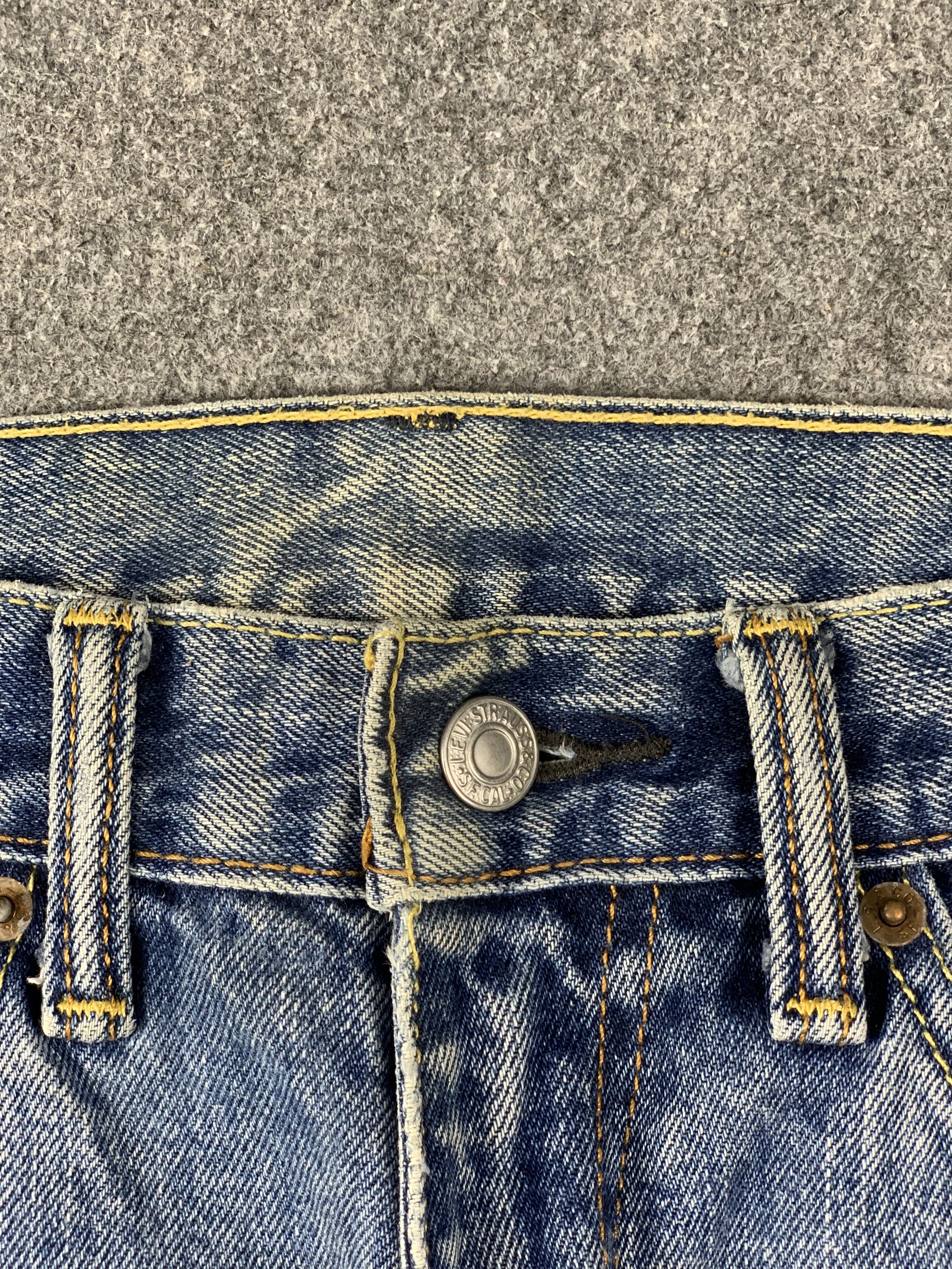 Levi's × Vintage Vintage Levis 505 Faded Blue Jeans Size US 30 / EU 46 - 3 Thumbnail