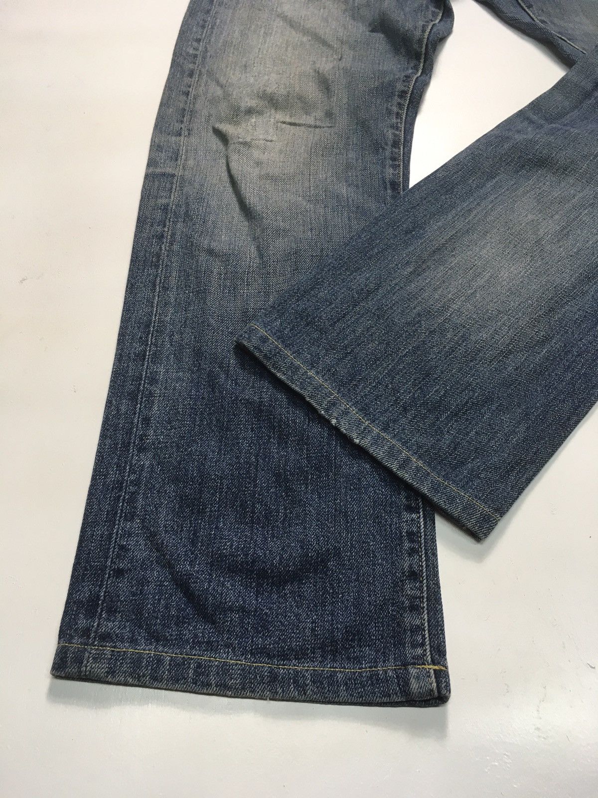 Japanese Brand × Uniqlo × Vintage Vintage uniqlo regular fit distressed selvage jeans japan Size US 30 / EU 46 - 12 Thumbnail