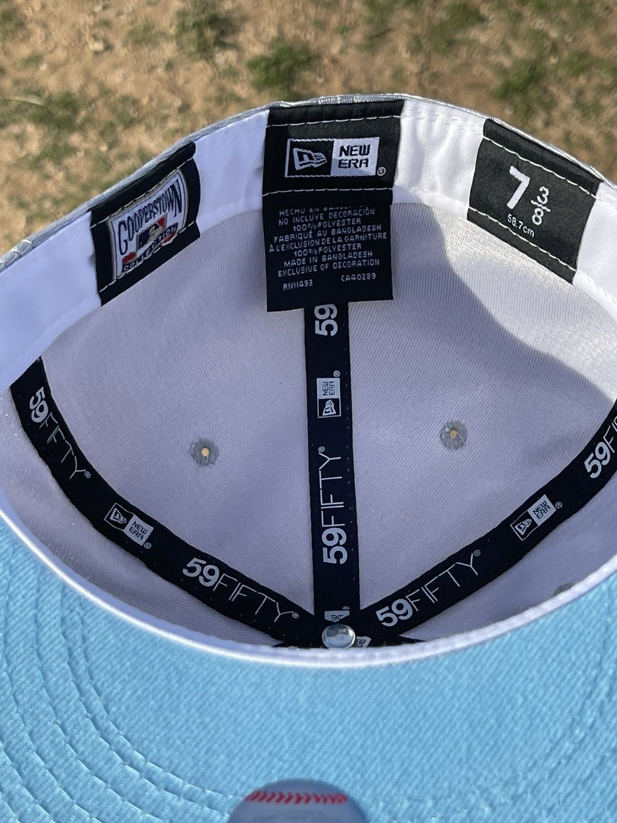 MLB × MyFitteds × New Era 7 3/8 Myfitteds Exclusive Milwaukee Brewers “Martini Racing” Size ONE SIZE - 5 Thumbnail