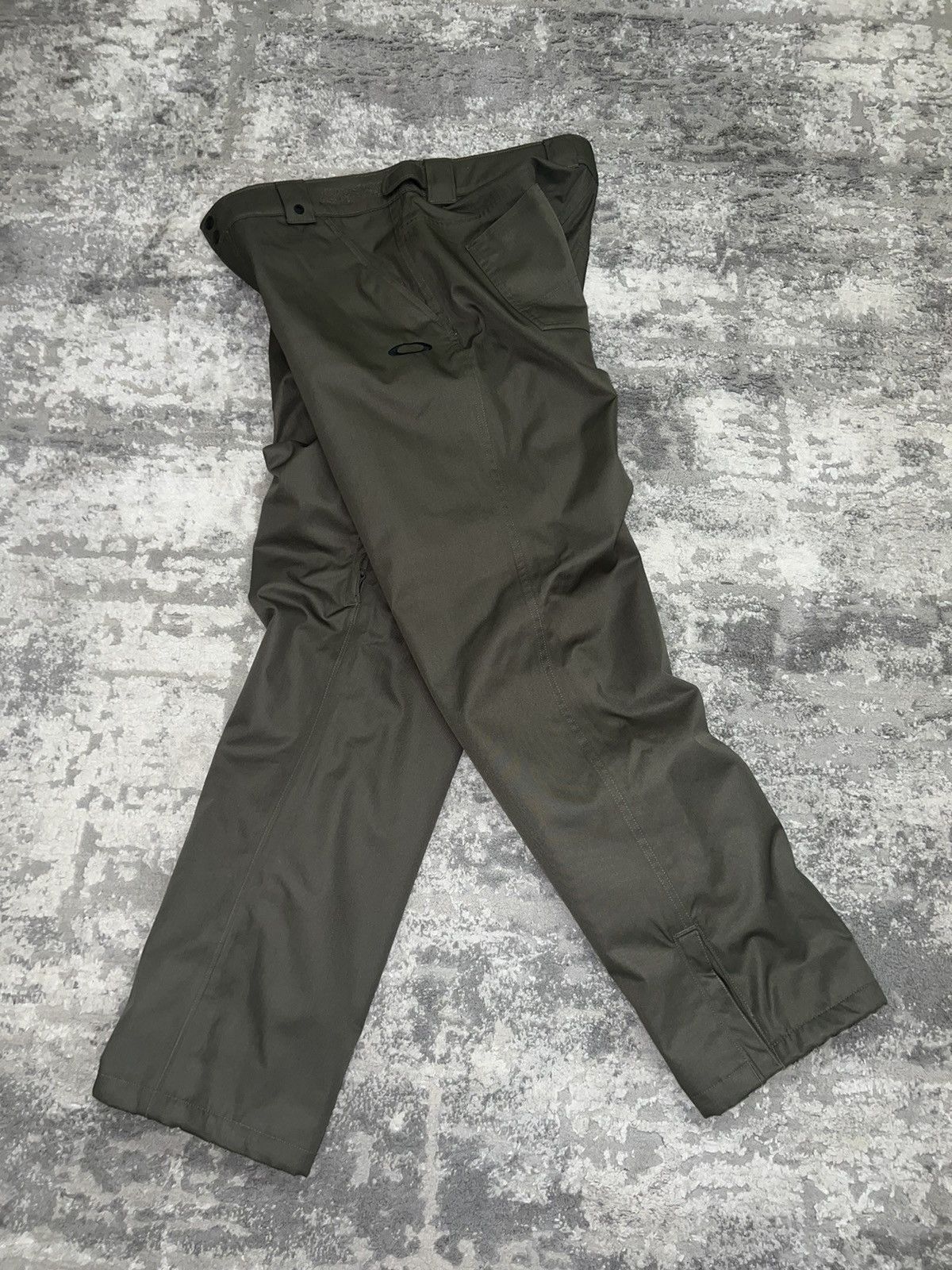 Goretex × Oakley ⛷️🏔️Oakley ski pants Size US 34 / EU 50 - 1 Thumbnail