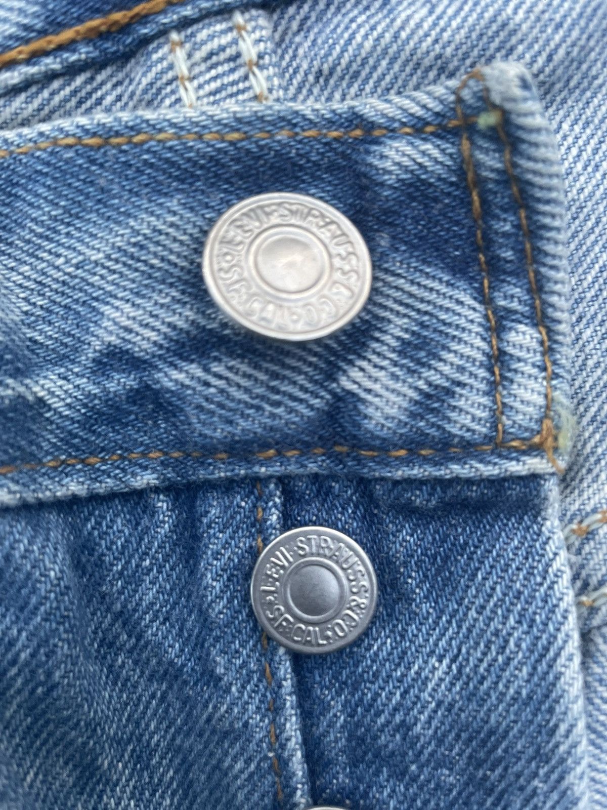 Levi's Vintage Levis 501 1996 Usa Denim Size US 37 - 16 Thumbnail