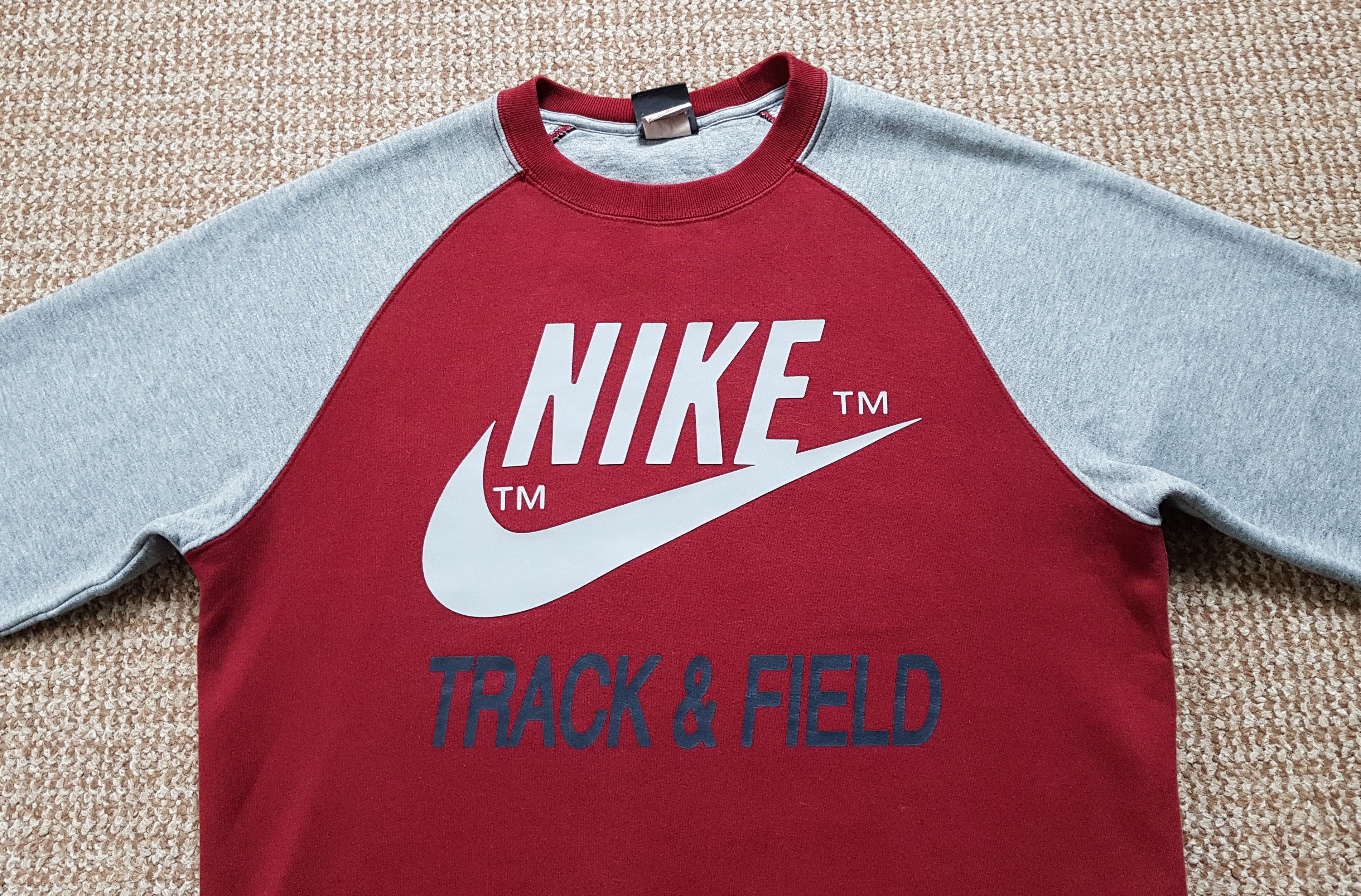 Nike Nike Track & Field Vintage Sweatshirt Big Logo Swoosh Size US M / EU 48-50 / 2 - 2 Thumbnail