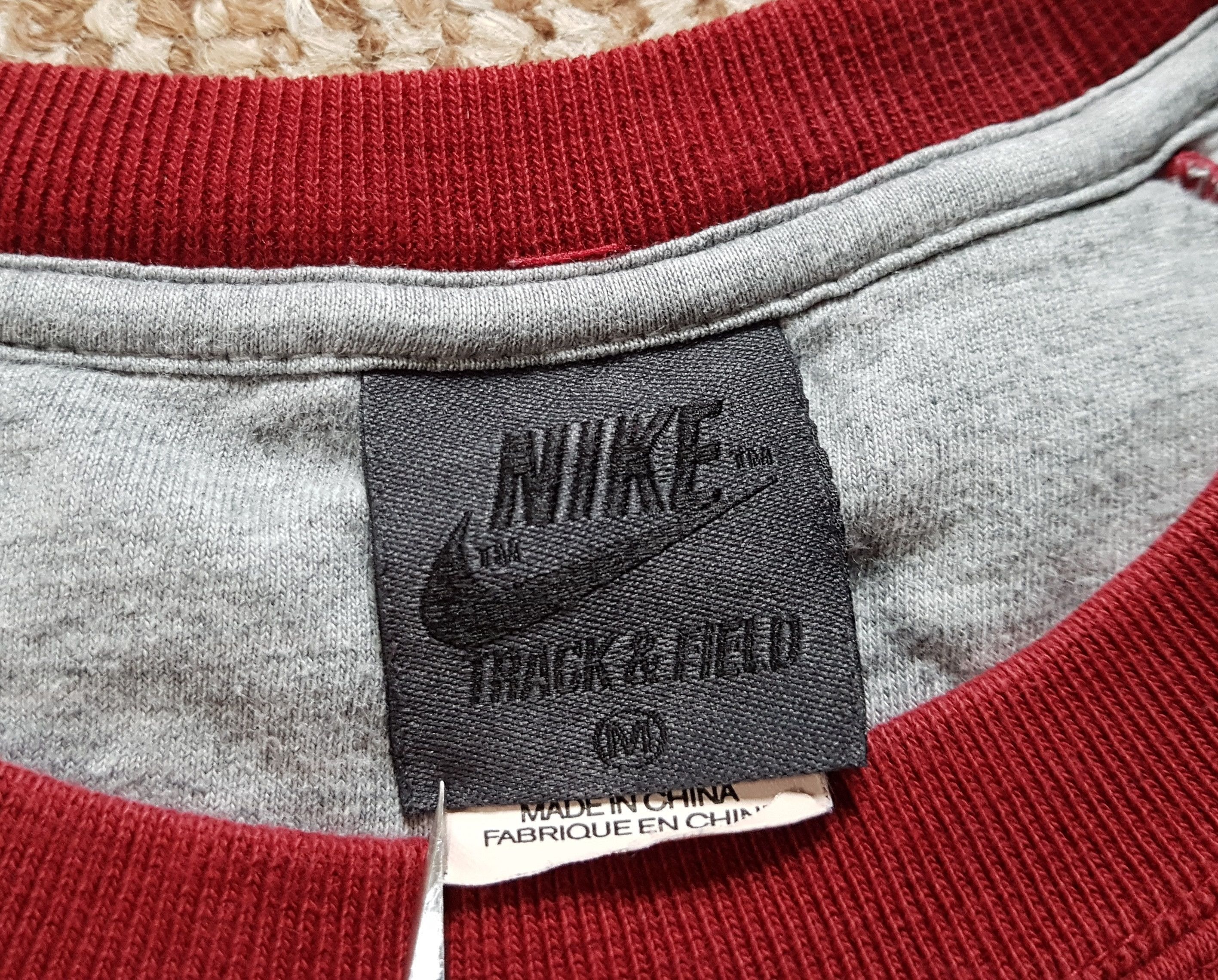 Nike Nike Track & Field Vintage Sweatshirt Big Logo Swoosh Size US M / EU 48-50 / 2 - 8 Thumbnail