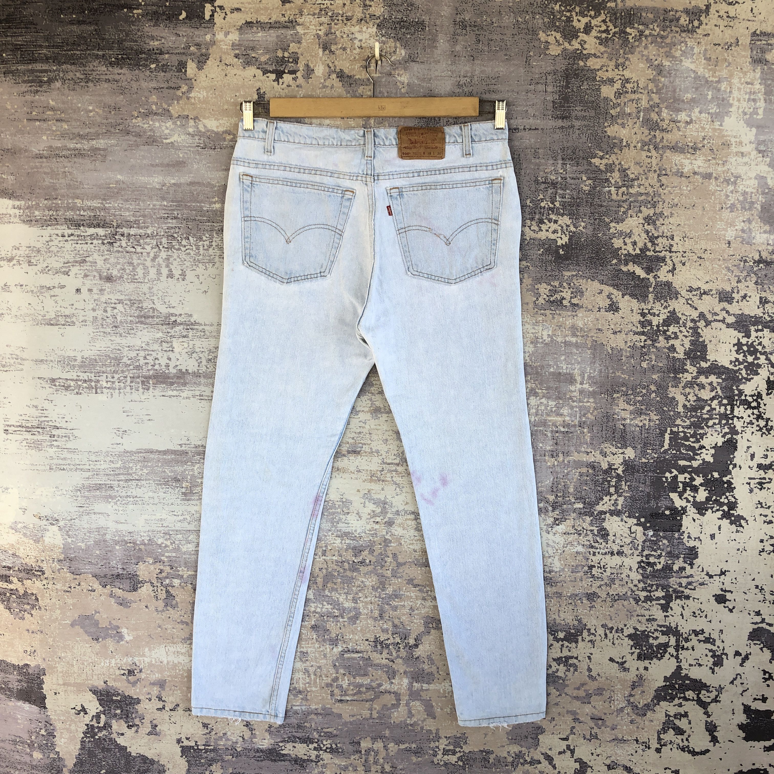 Vintage Levi's Sun Faded Jeans Levi 505 Dirty Denim Pants