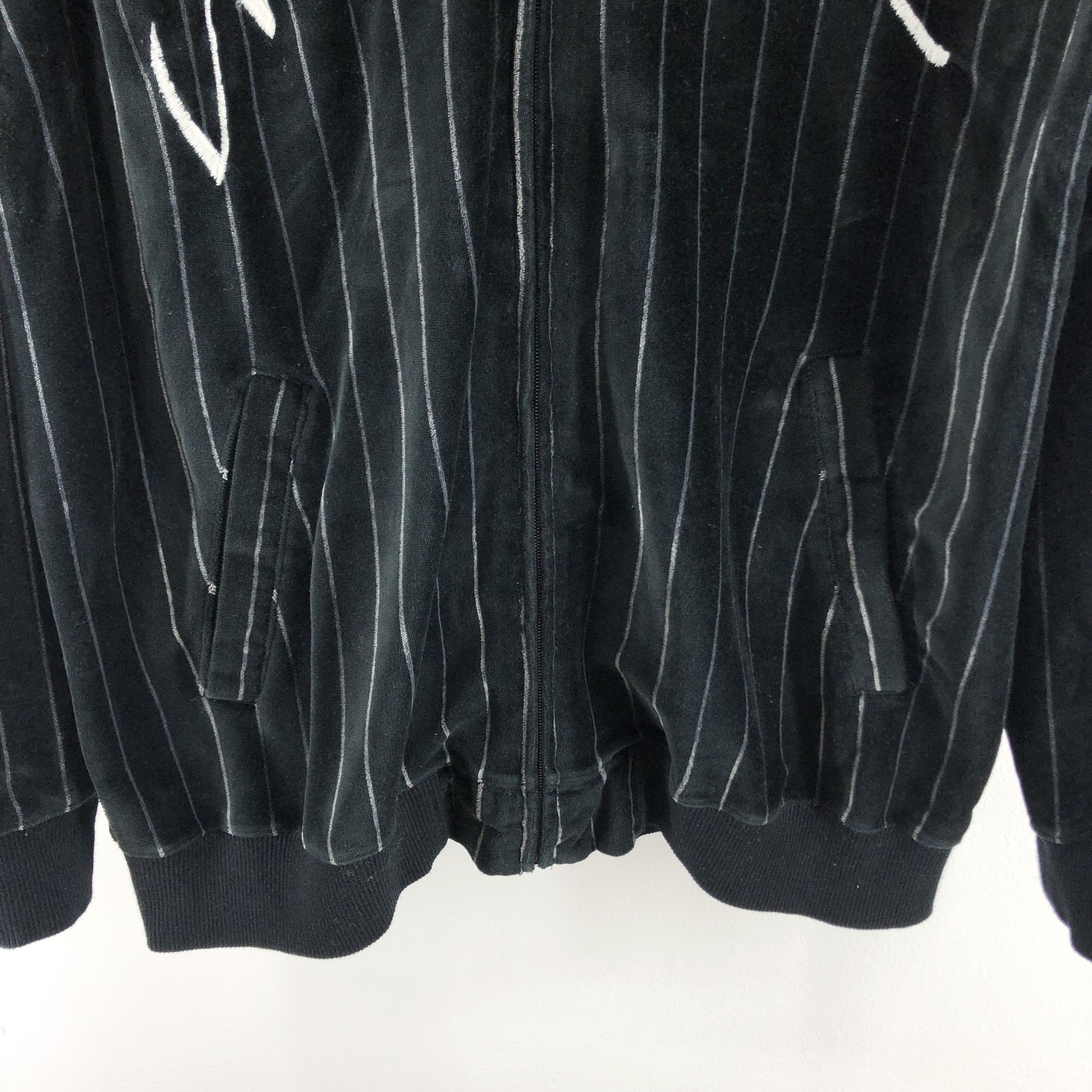 Japanese Brand New Way New Life BRAIN TRUST Black Velvet Hoodie #2659-95 Size US M / EU 48-50 / 2 - 5 Thumbnail