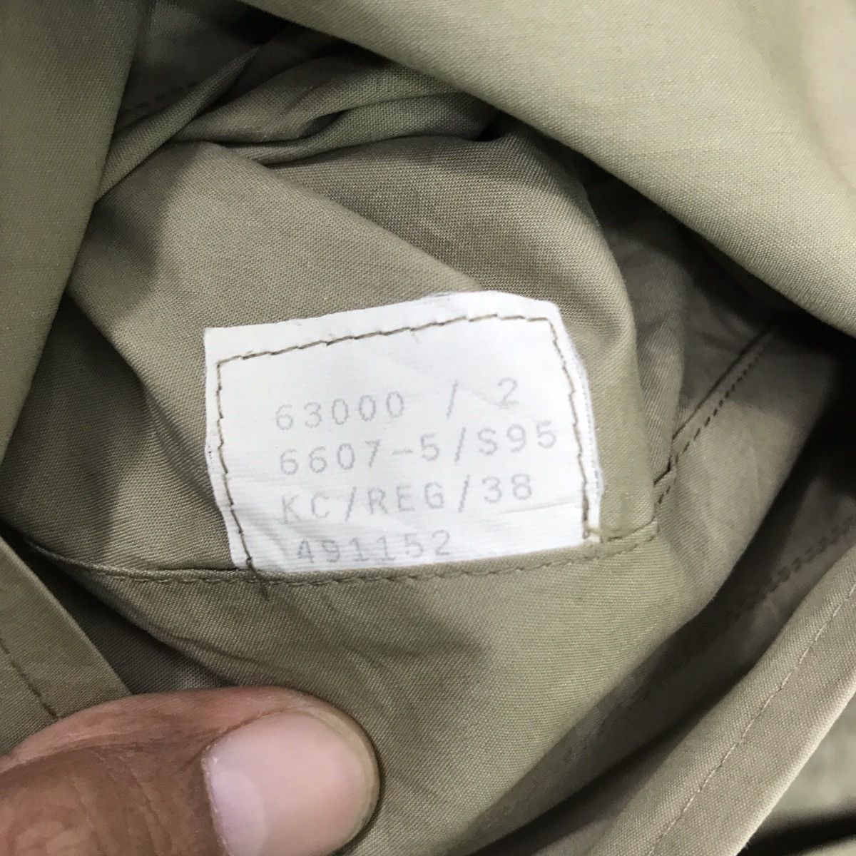 Aquascutum Vintage aquascutum of london england trench coat Size US M / EU 48-50 / 2 - 12 Thumbnail