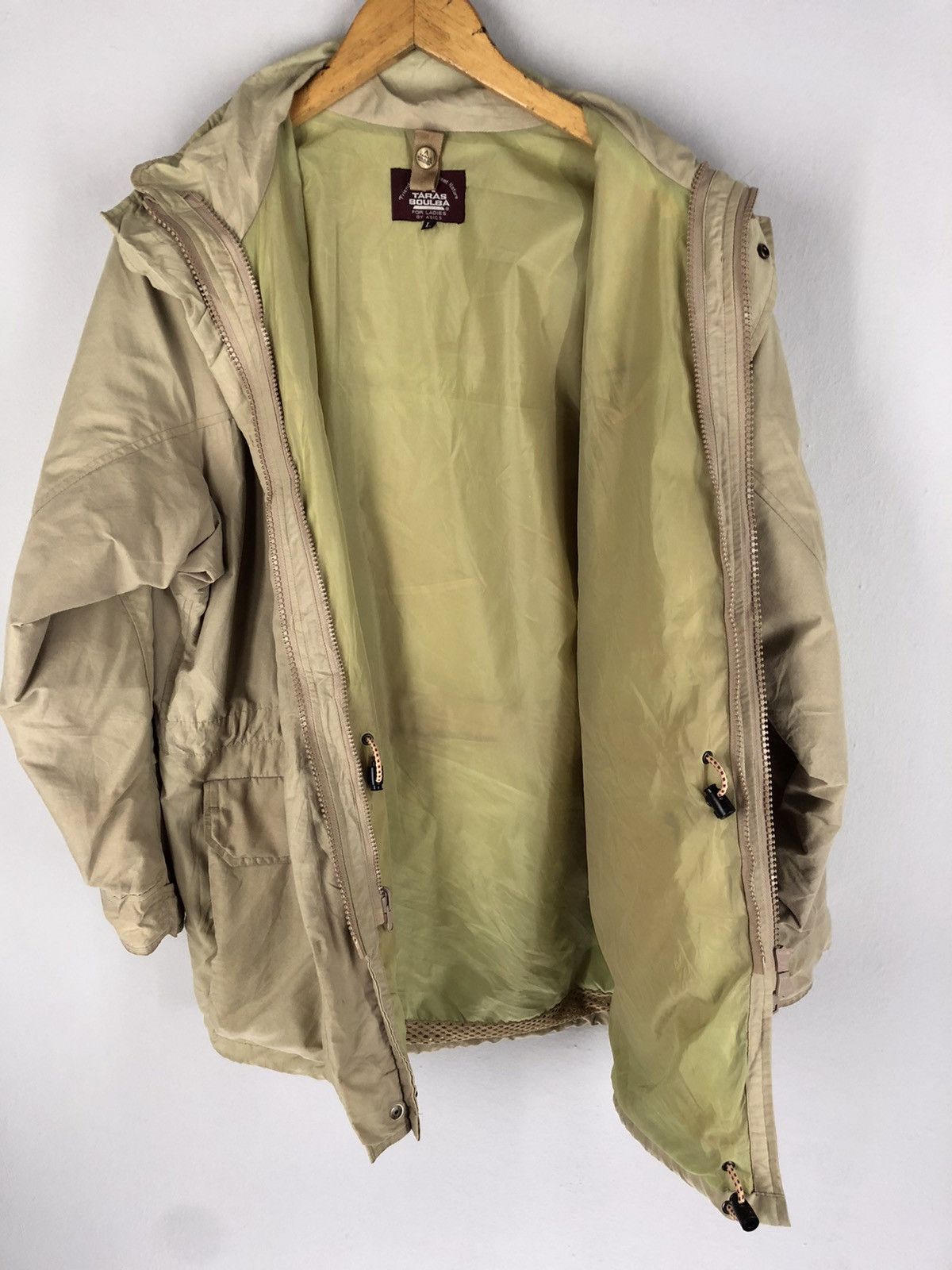 Goretex 🔥TARAS BOULBA JANERIVER GORETEX OUTDOOR JACKET JAPAN MADE Size US M / EU 48-50 / 2 - 7 Thumbnail