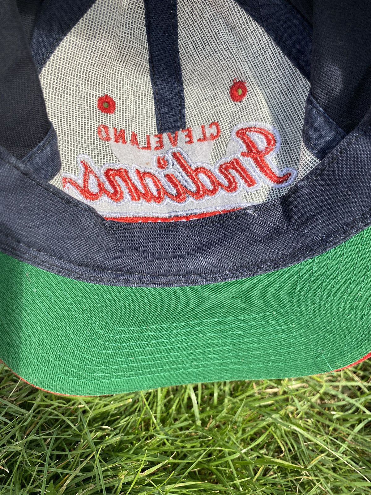 MLB × New Era × Vintage 🔥 90s vintage Cleveland Indians snapback hat Size ONE SIZE - 6 Thumbnail