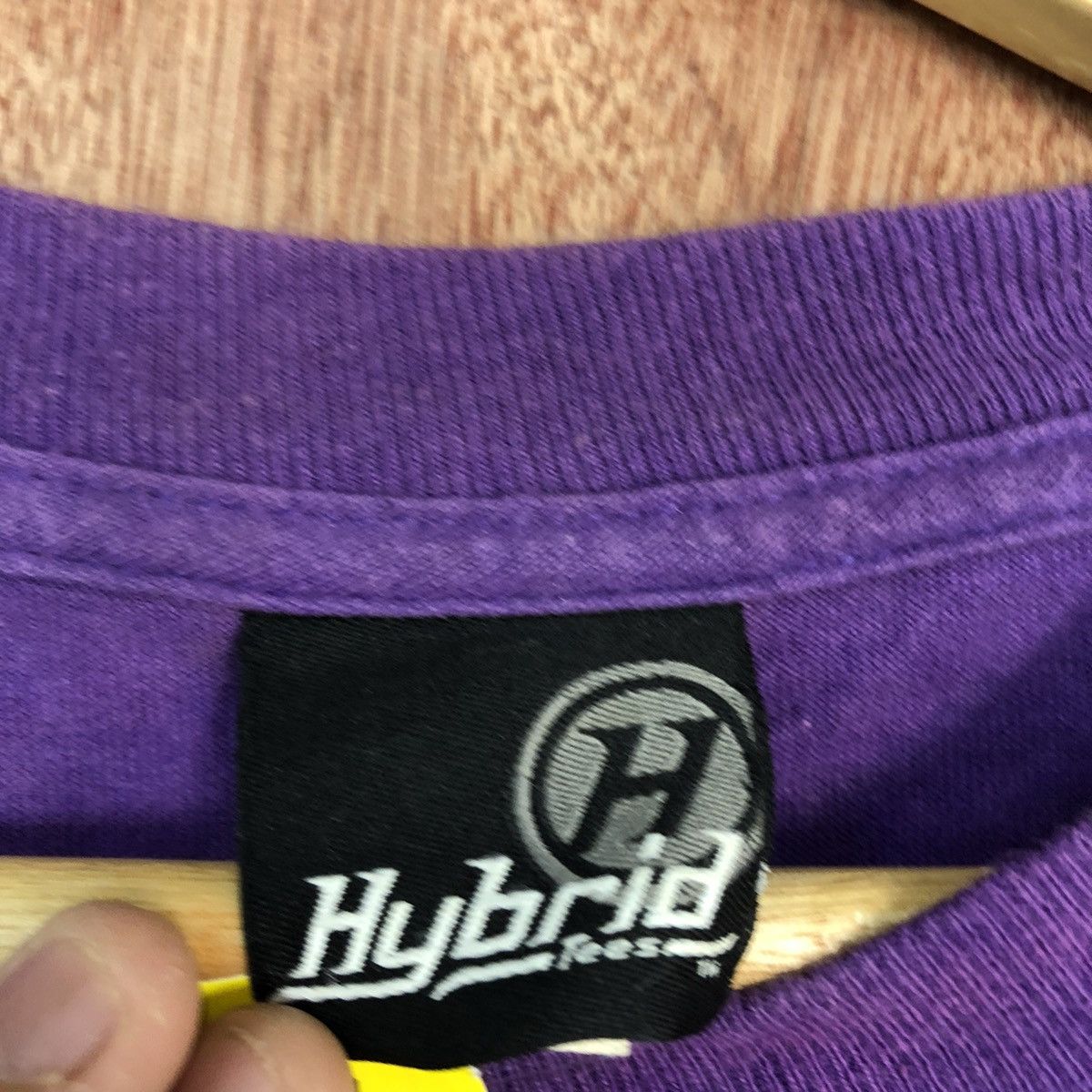 Vintage DL Hybrid graffiti hip hop rapper Purple Tshirt #1682 Size US L / EU 52-54 / 3 - 9 Thumbnail