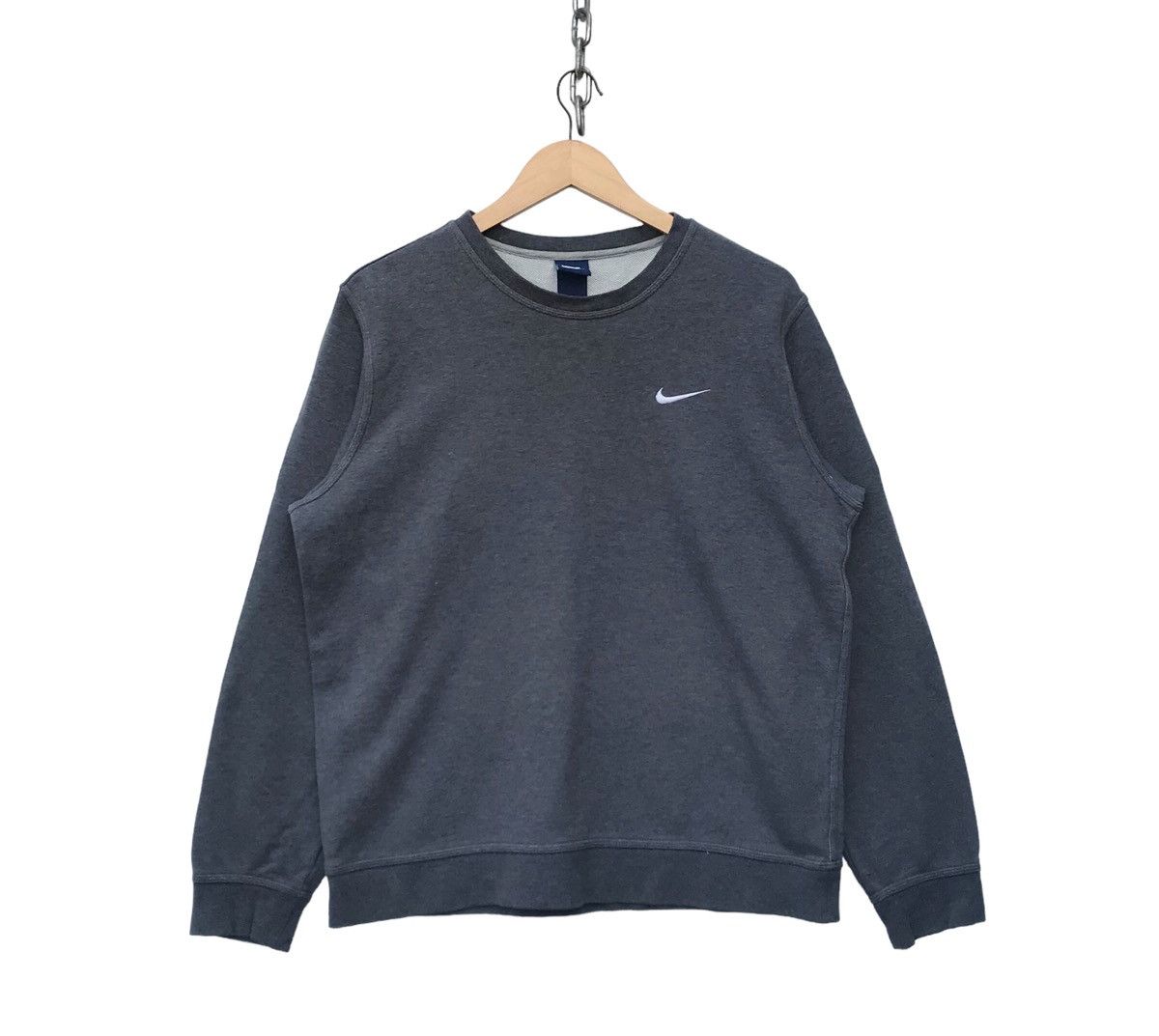 Nike Swoosh Logo Streetwear Sweatshirt