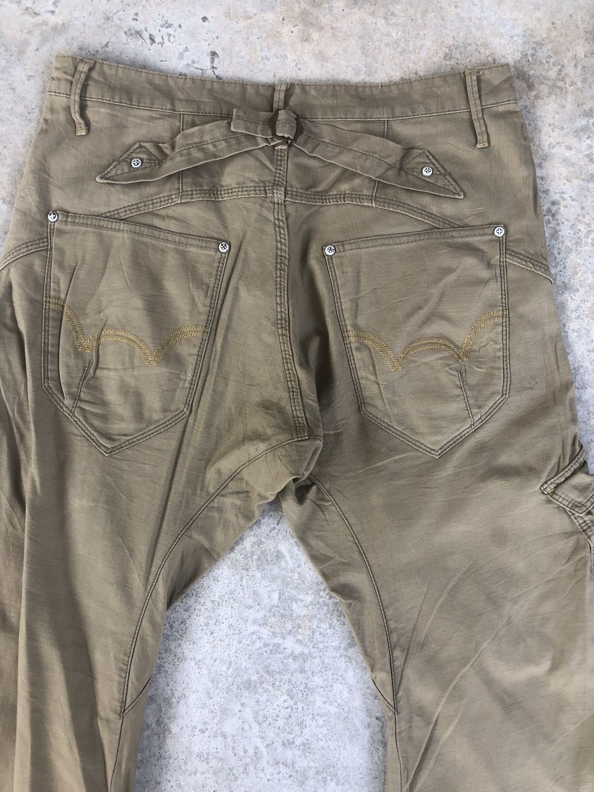 Seditionaries edwin cargo pants multipocket back buckle M Size US 33 - 6 Thumbnail