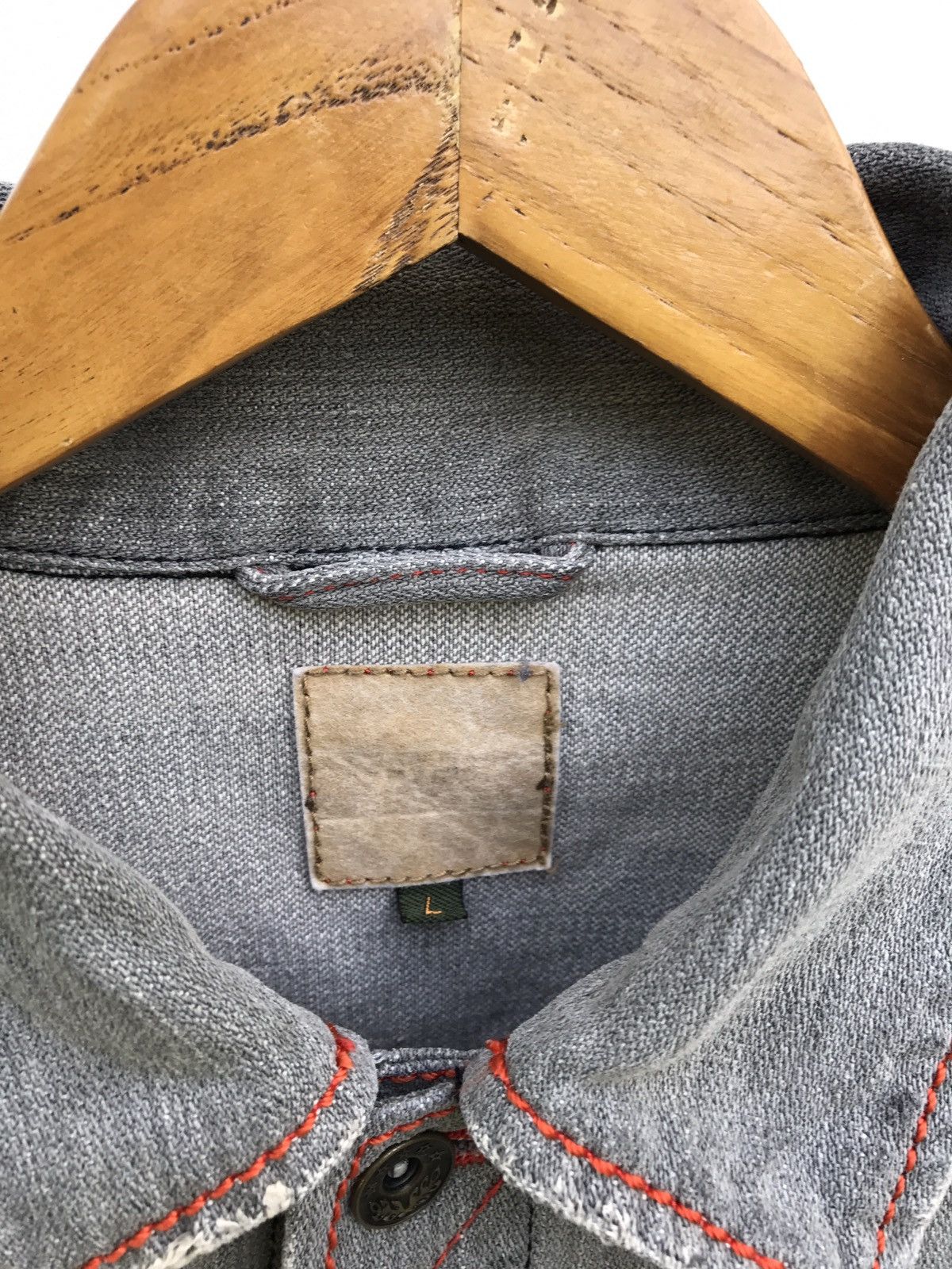 Japanese Brand Hybrid Co Distressed Denim Trucker Jacket Size US S / EU 44-46 / 1 - 2 Thumbnail