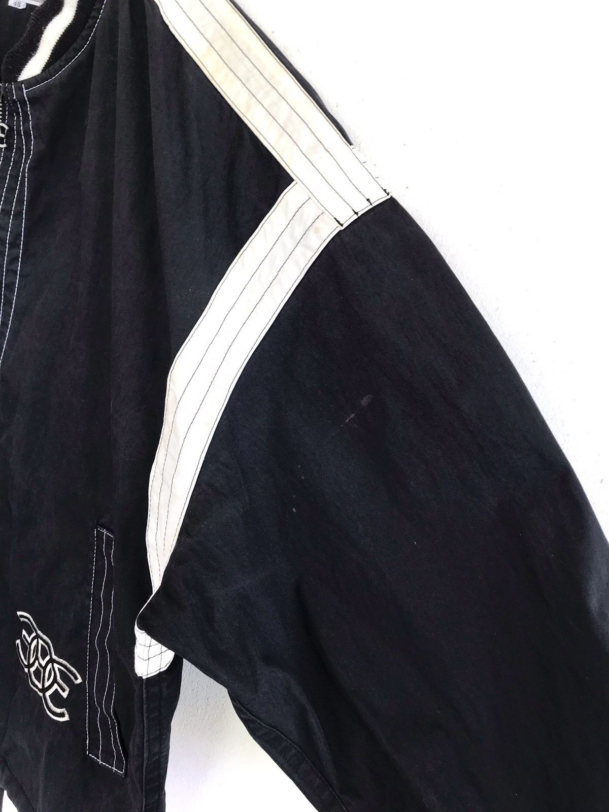 Japanese Brand Japanese Brand Esatto Big Logo Streetwear Casual Jacket Size US L / EU 52-54 / 3 - 5 Thumbnail