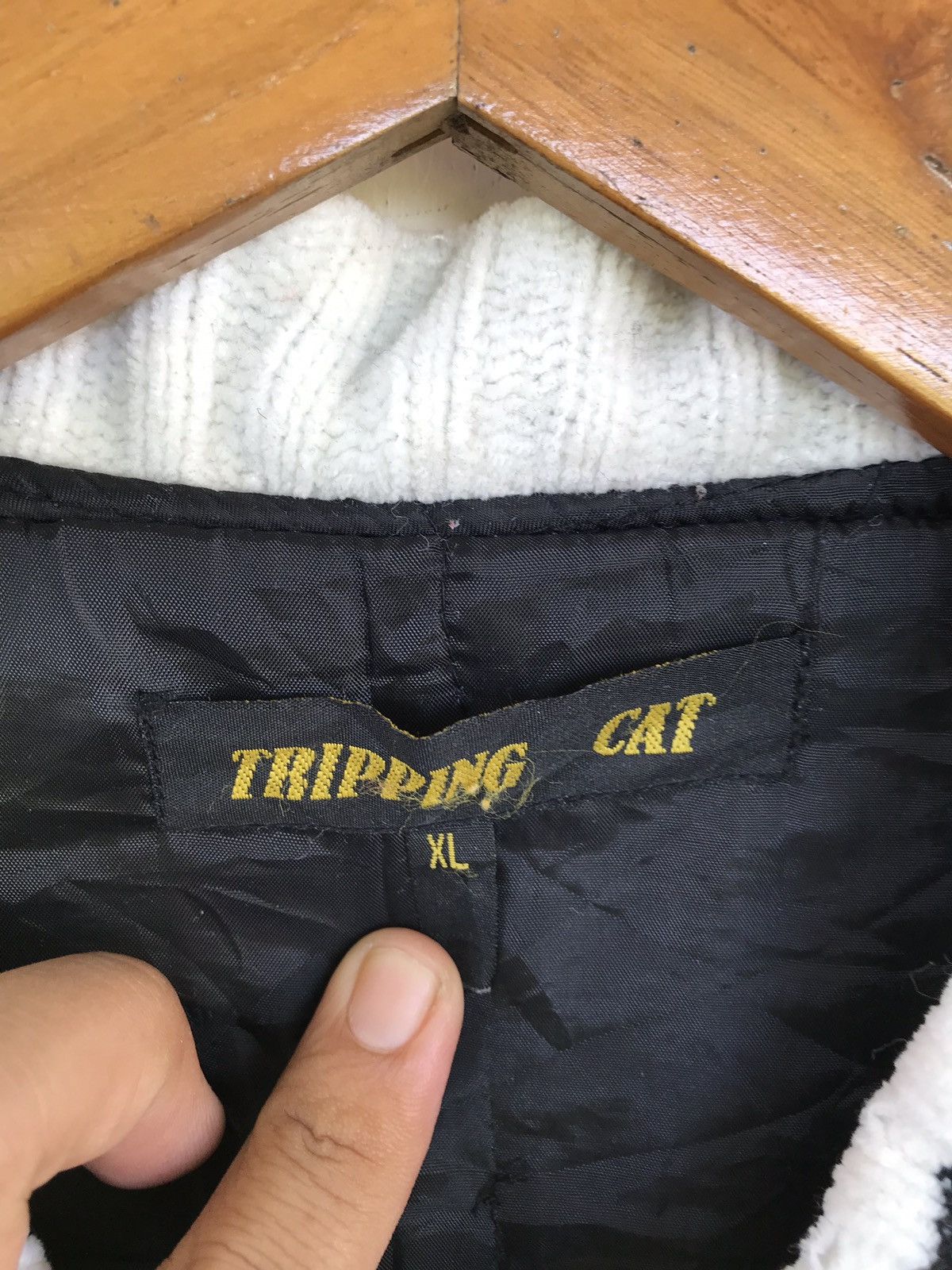 Cartoon Network Anime Tripping Cat Cartoon Fleece Sweater Size US XL / EU 56 / 4 - 3 Thumbnail