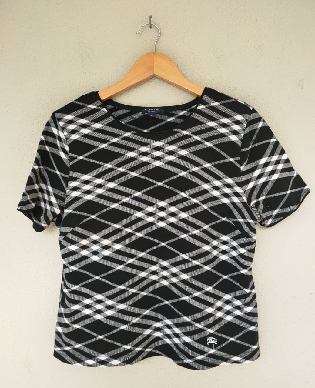 Burberry Burberry Checkered T Size M / US 6-8 / IT 42-44 - 1 Thumbnail