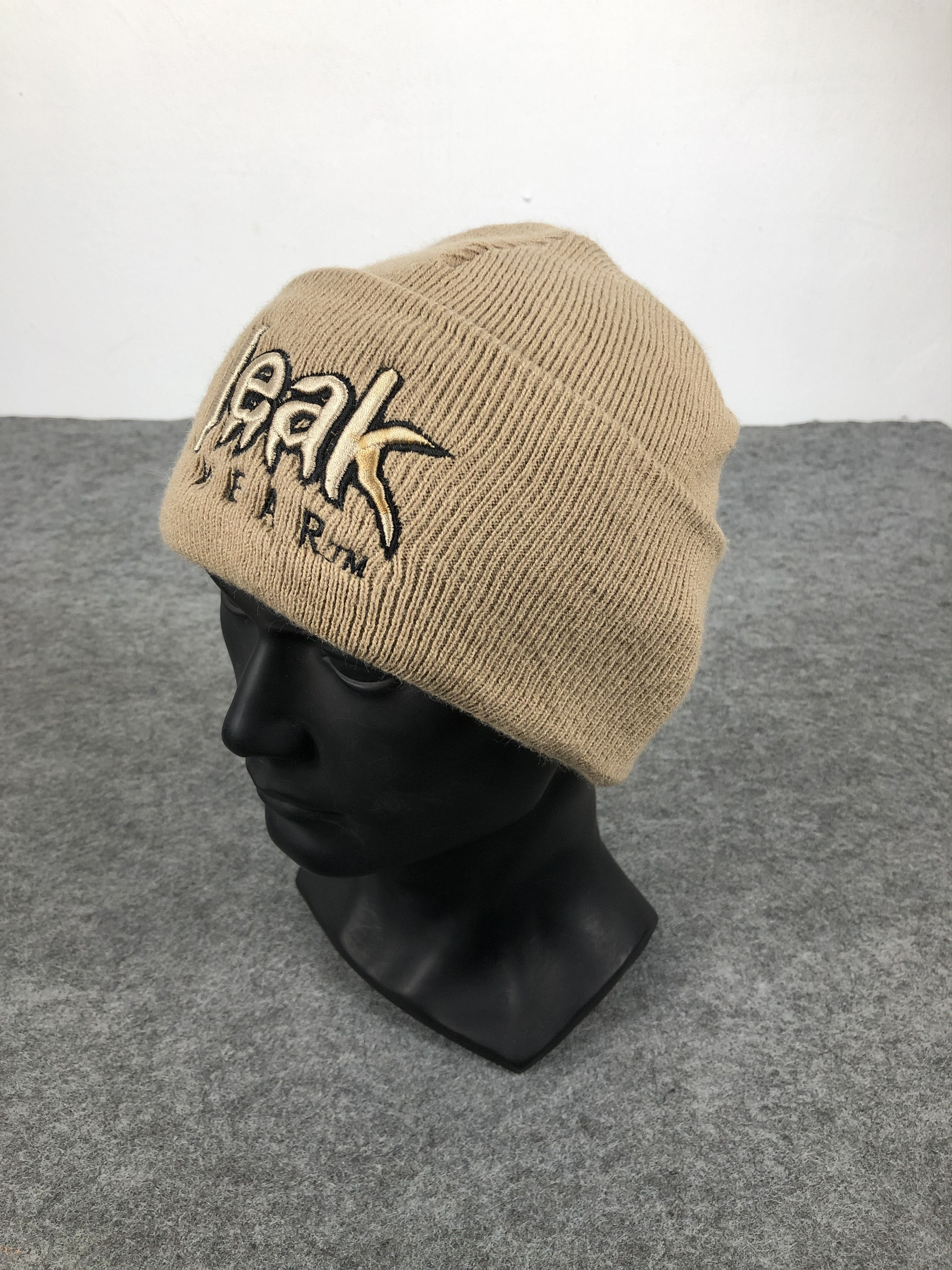 Vintage Vintage Leak Wear Beanie / Snow Hat / Snow Cap Size ONE SIZE - 1 Thumbnail