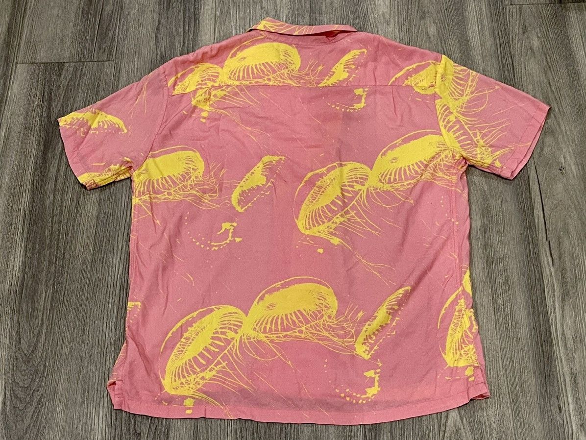 Double Rainbouu Double Rainbouu Jellyfish Hawaiian Shirt Sz. Medium Size US M / EU 48-50 / 2 - 3 Thumbnail