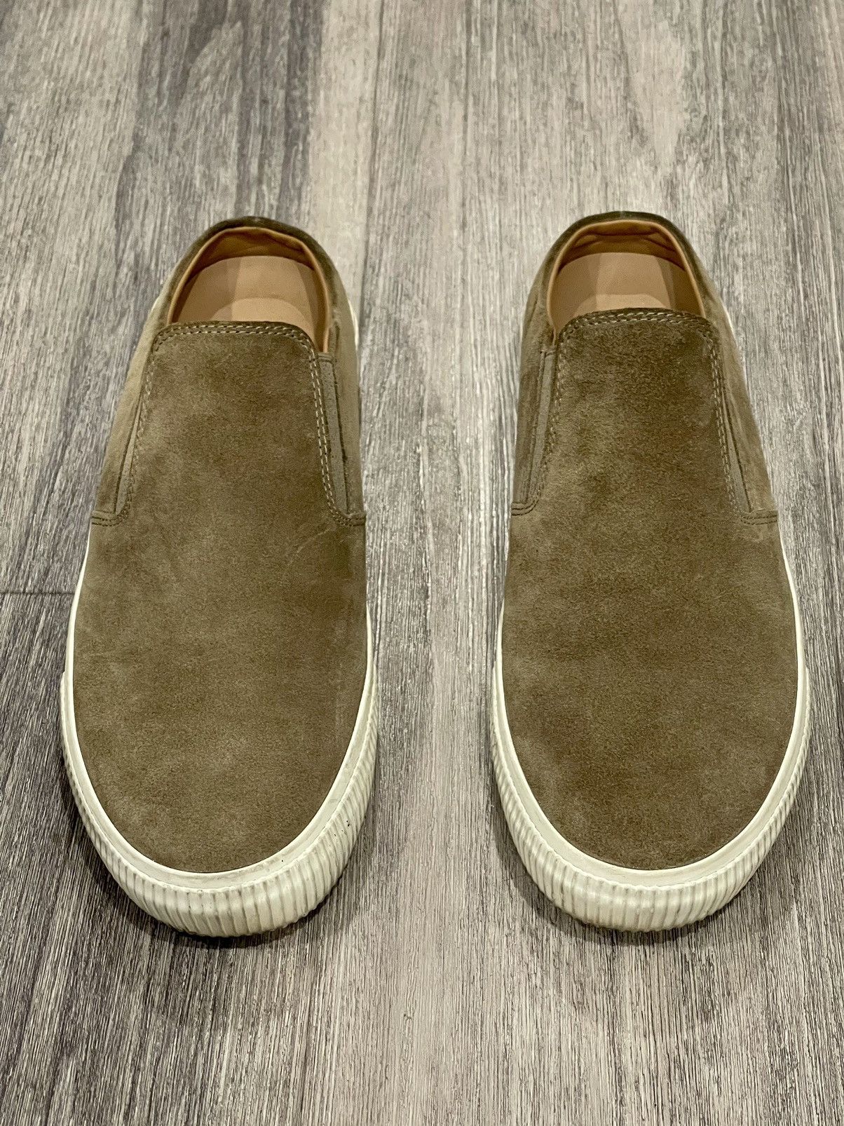 Vince Vince Suede Slip On No Heel Brown Sz. 9 Size US 9 / EU 42 - 2 Thumbnail