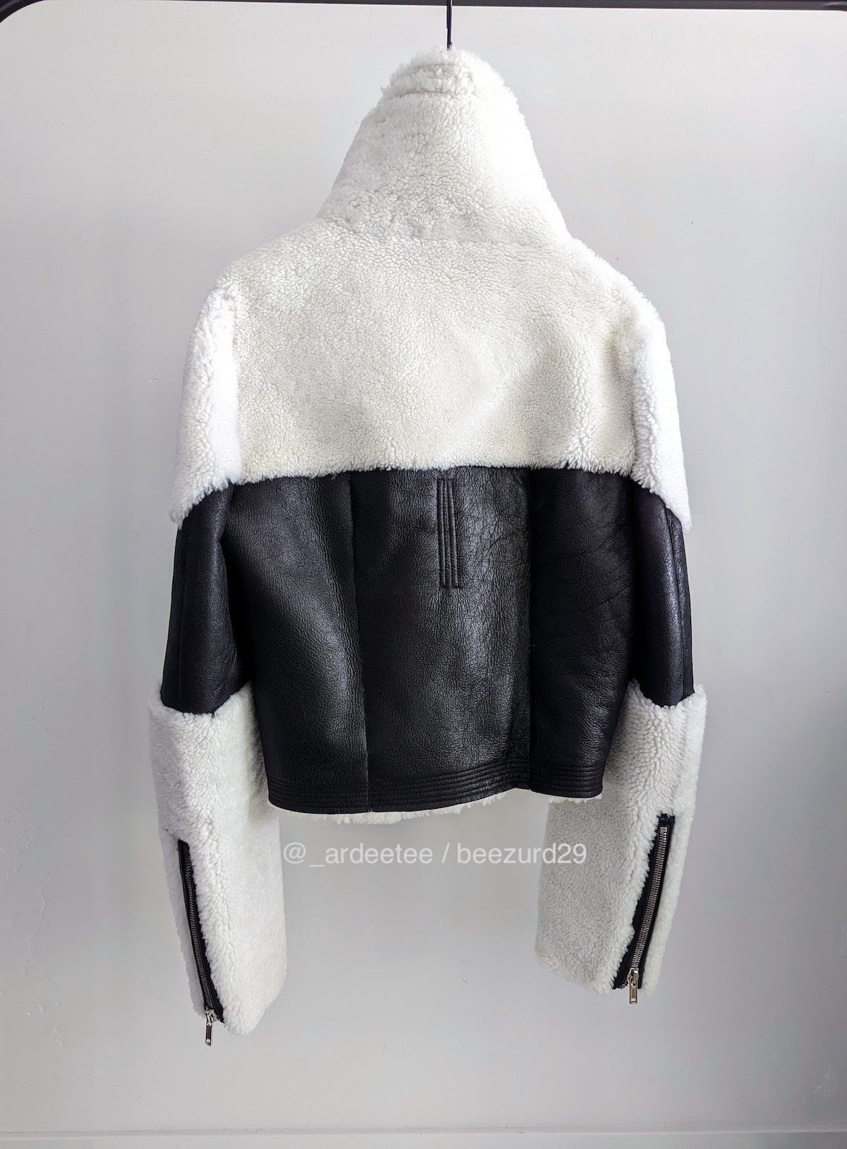 Rick Owens 💥*NWT* KEITH SHEARLING JACKET GETHSEMANE BLACK/WHITE Size US M / EU 48-50 / 2 - 8 Thumbnail