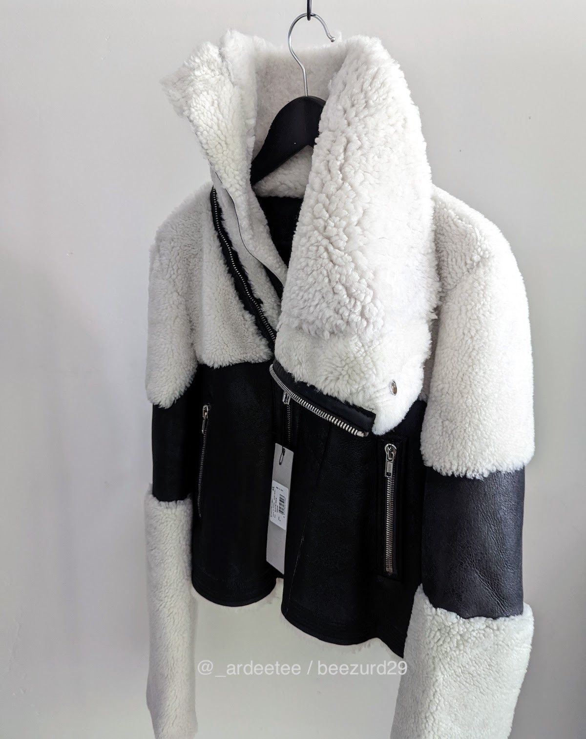 Rick Owens 💥*NWT* KEITH SHEARLING JACKET GETHSEMANE BLACK/WHITE Size US M / EU 48-50 / 2 - 7 Thumbnail