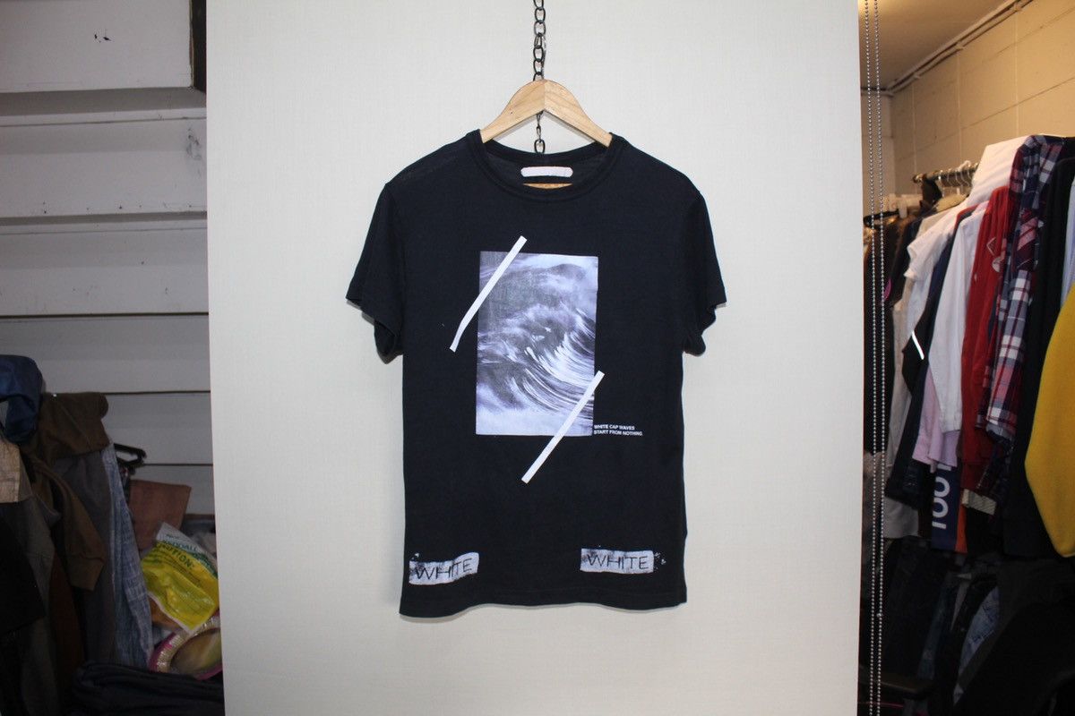 image of Off White Wave Tee in Black, Men's (Size Small)