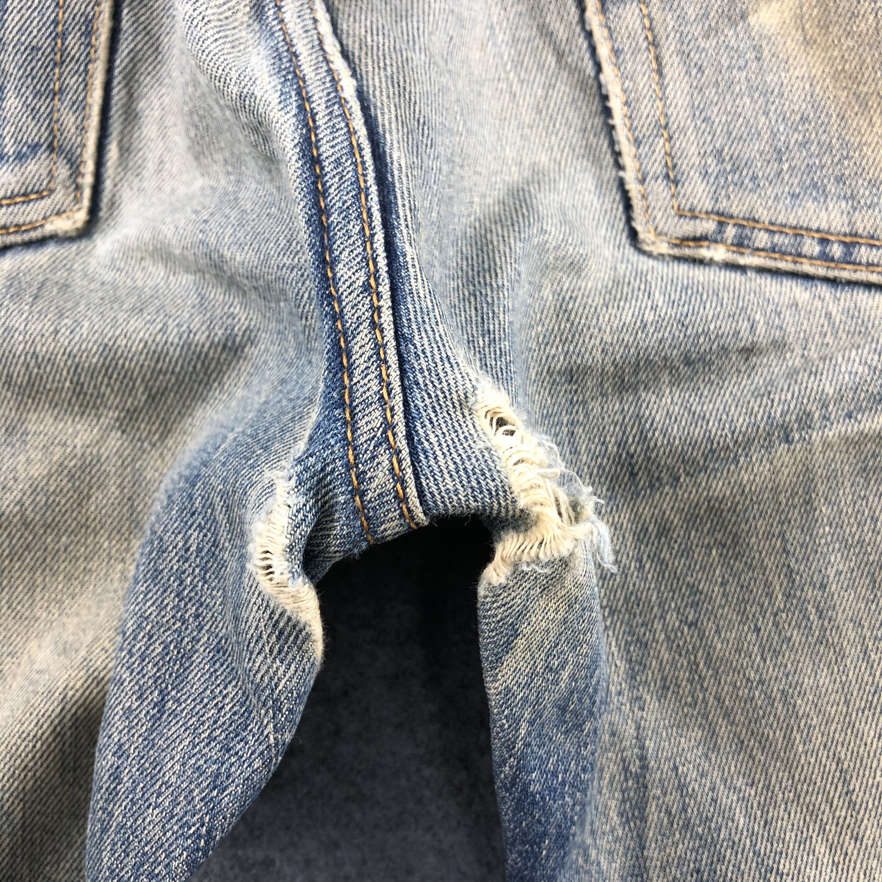 Levi's Vintage 90s Rusty Whisker Levis 501 Jeans-JM910 Size US 32 / EU 48 - 6 Thumbnail