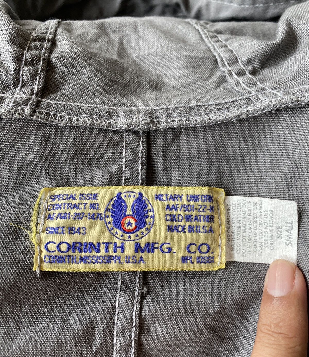VINTAGE MILITARY HOODED JACKET