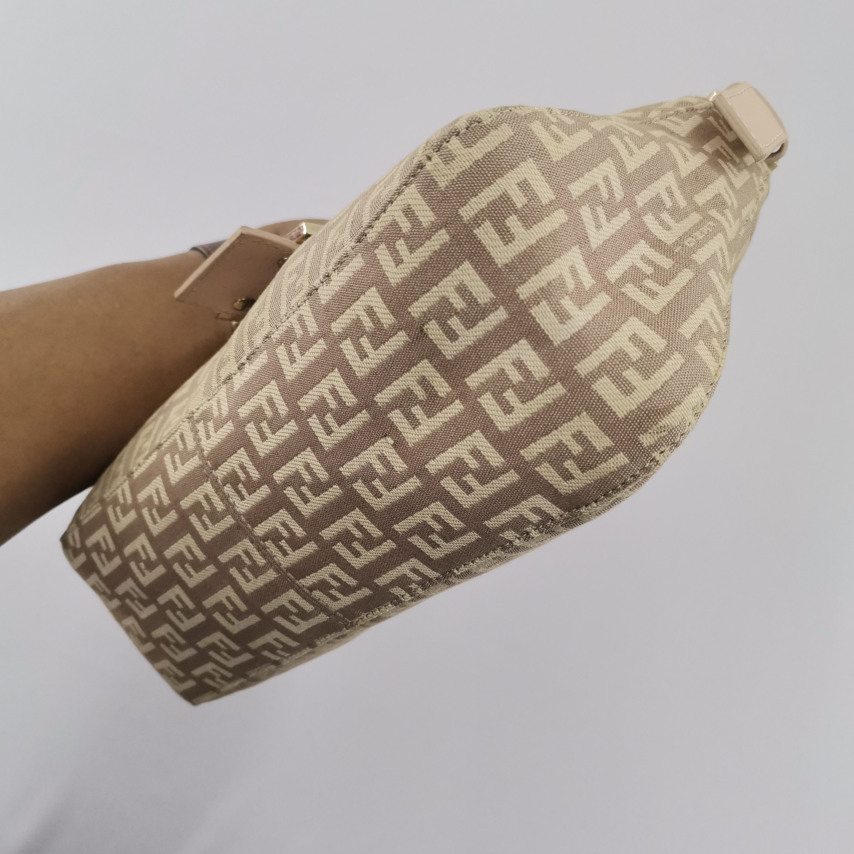 Fendi Vintage Monogram Mama Baguette Size ONE SIZE - 4 Thumbnail
