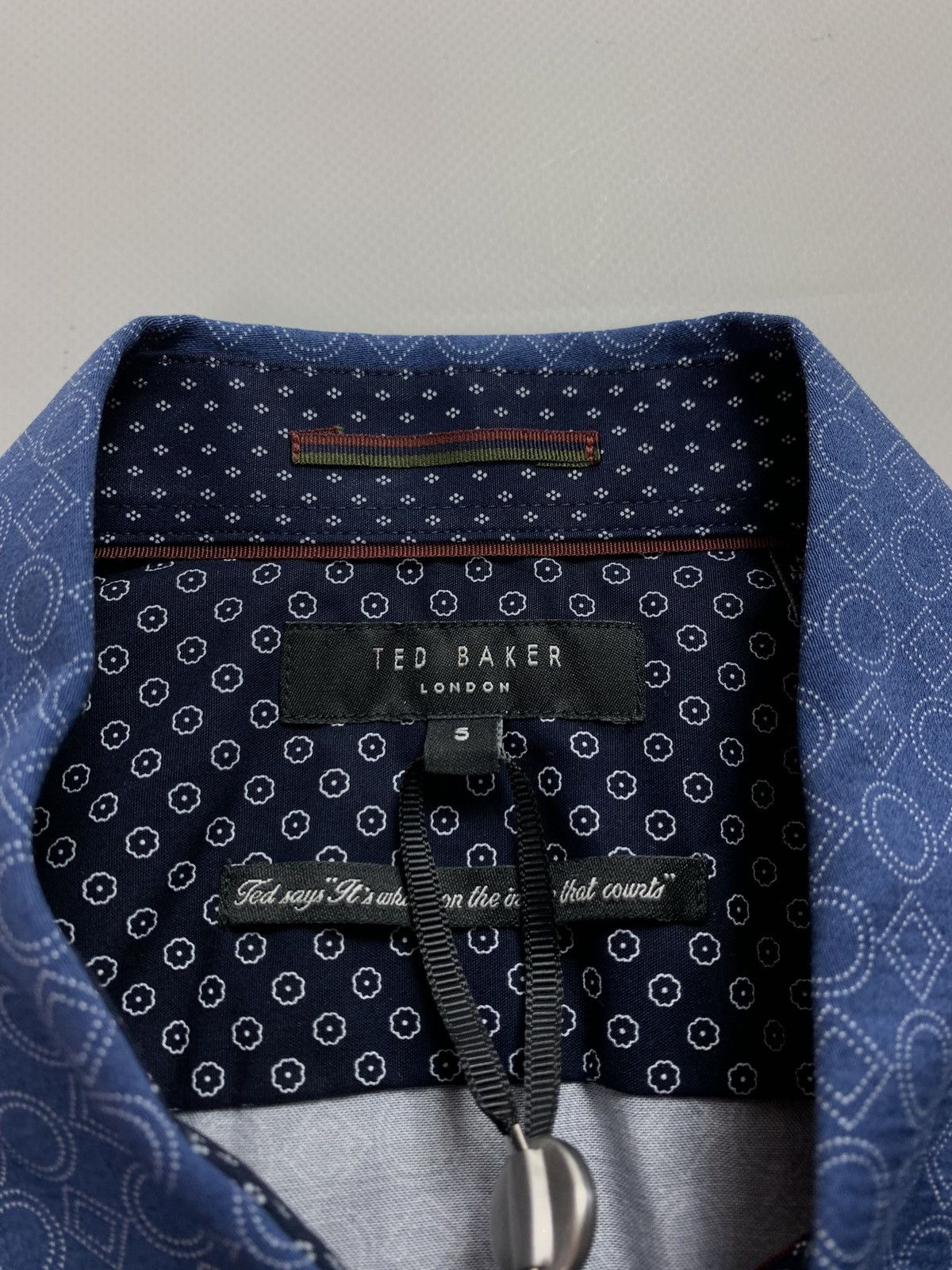 Ted Baker BNWT Ted Baker geometric pattern long sleeve shirt size 5 Size US XL / EU 56 / 4 - 7 Thumbnail