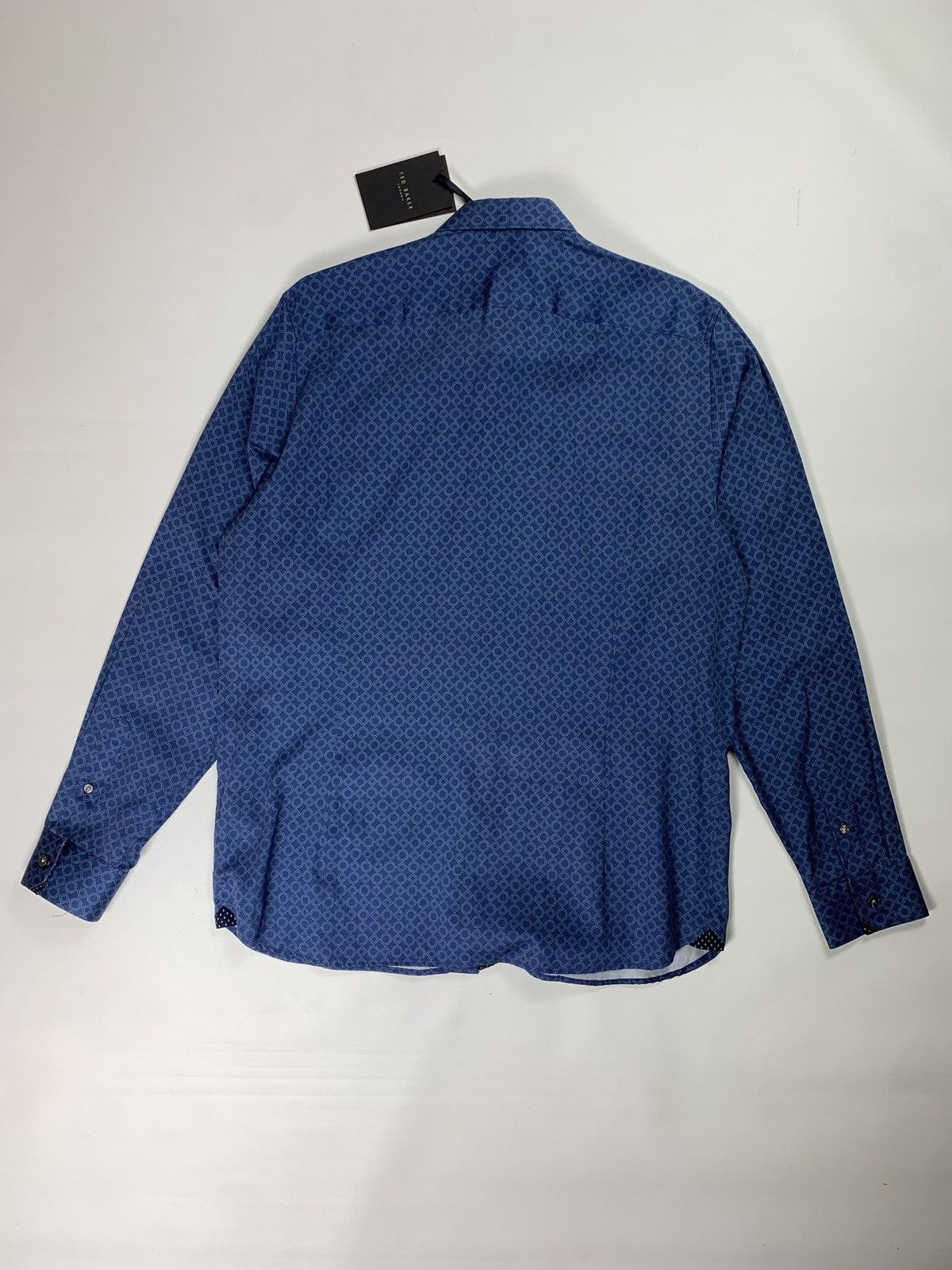 Ted Baker BNWT Ted Baker geometric pattern long sleeve shirt size 5 Size US XL / EU 56 / 4 - 4 Thumbnail