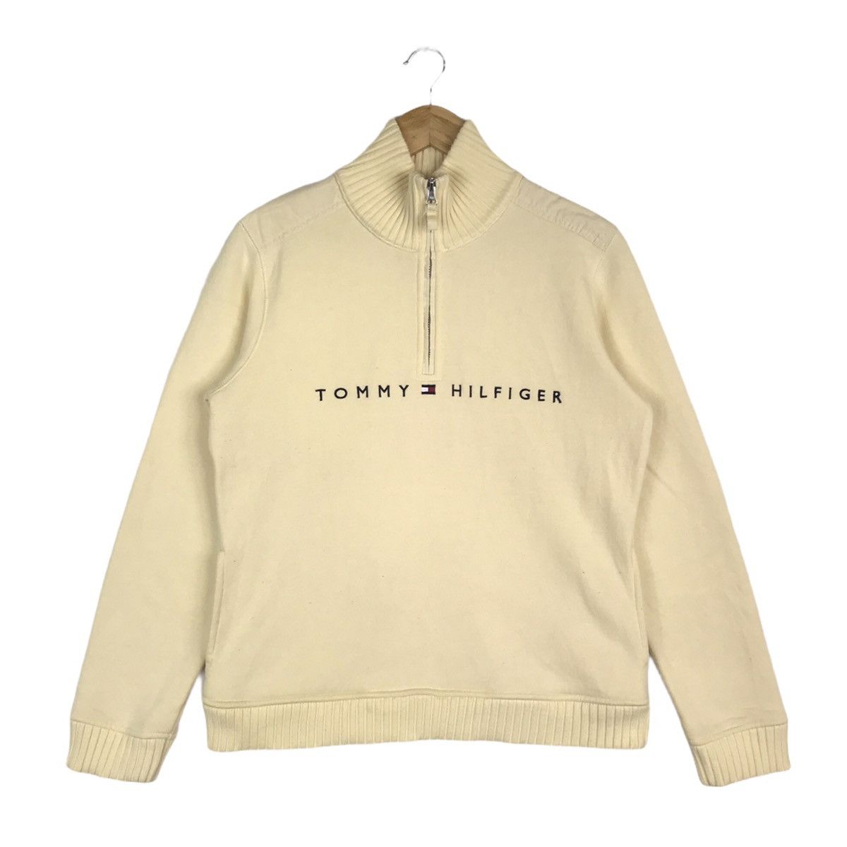 Tommy Hilfiger Tommy Hilfiger Flag Logo Embroidery Half Zipper Sweatshirt Size US S / EU 44-46 / 1 - 1 Thumbnail