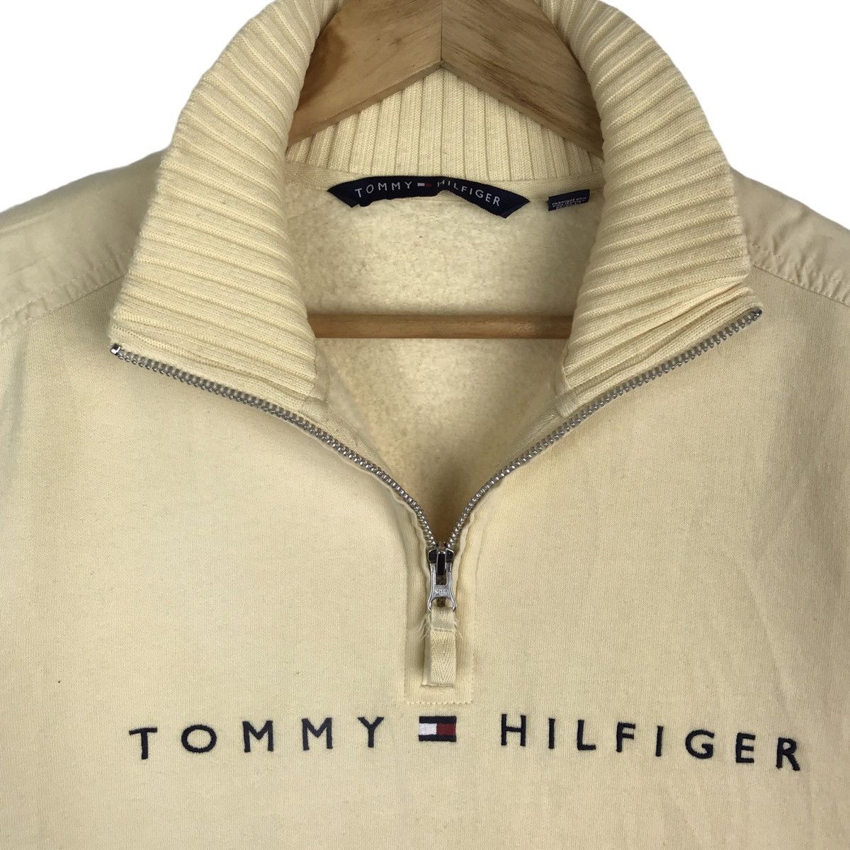 Tommy Hilfiger Tommy Hilfiger Flag Logo Embroidery Half Zipper Sweatshirt Size US S / EU 44-46 / 1 - 6 Thumbnail