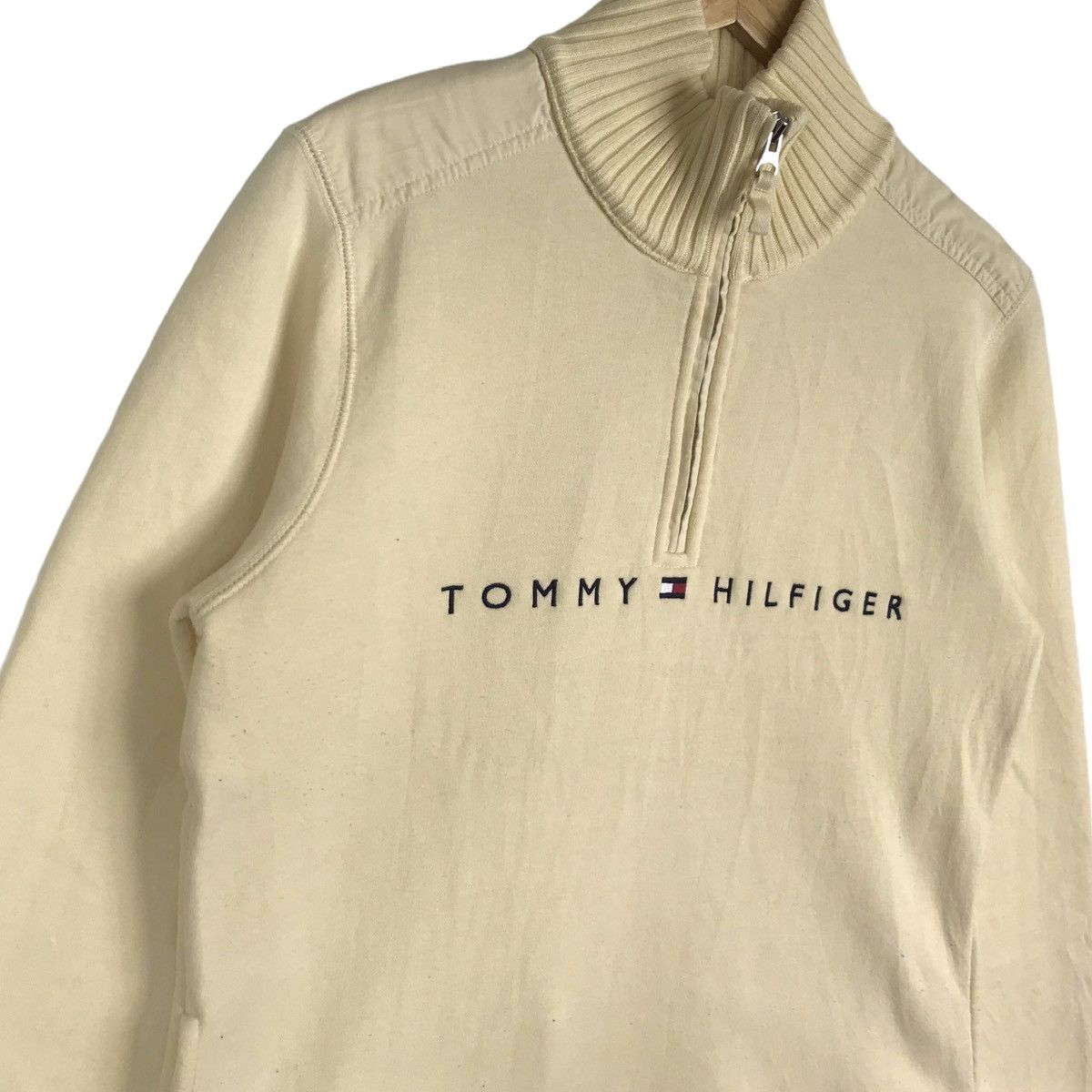 Tommy Hilfiger Tommy Hilfiger Flag Logo Embroidery Half Zipper Sweatshirt Size US S / EU 44-46 / 1 - 3 Thumbnail