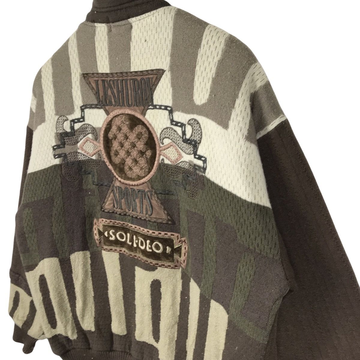 Japanese Brand Vintage Leshuron Sports Uomo Embroidery Cable Knit Jacket Size US L / EU 52-54 / 3 - 5 Thumbnail