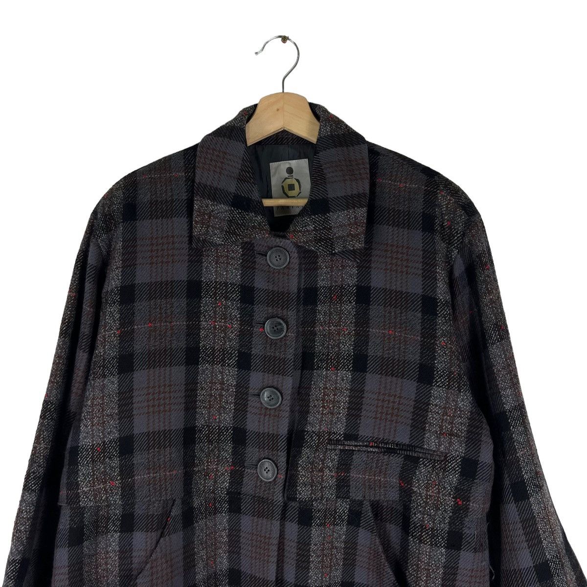 Japanese Brand VINTAGE PARIADE JAPAN MADE TARTAN DESIGN JACKET ISSEY MIYAKE Size US M / EU 48-50 / 2 - 5 Thumbnail