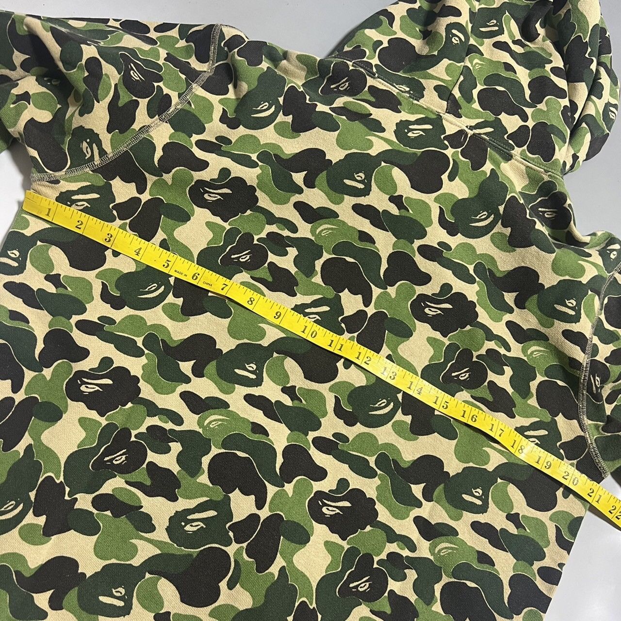 Bape × Undefeated Bape x Undefeated ABC Camo Pullover Hoodie Size US M / EU 48-50 / 2 - 8 Thumbnail