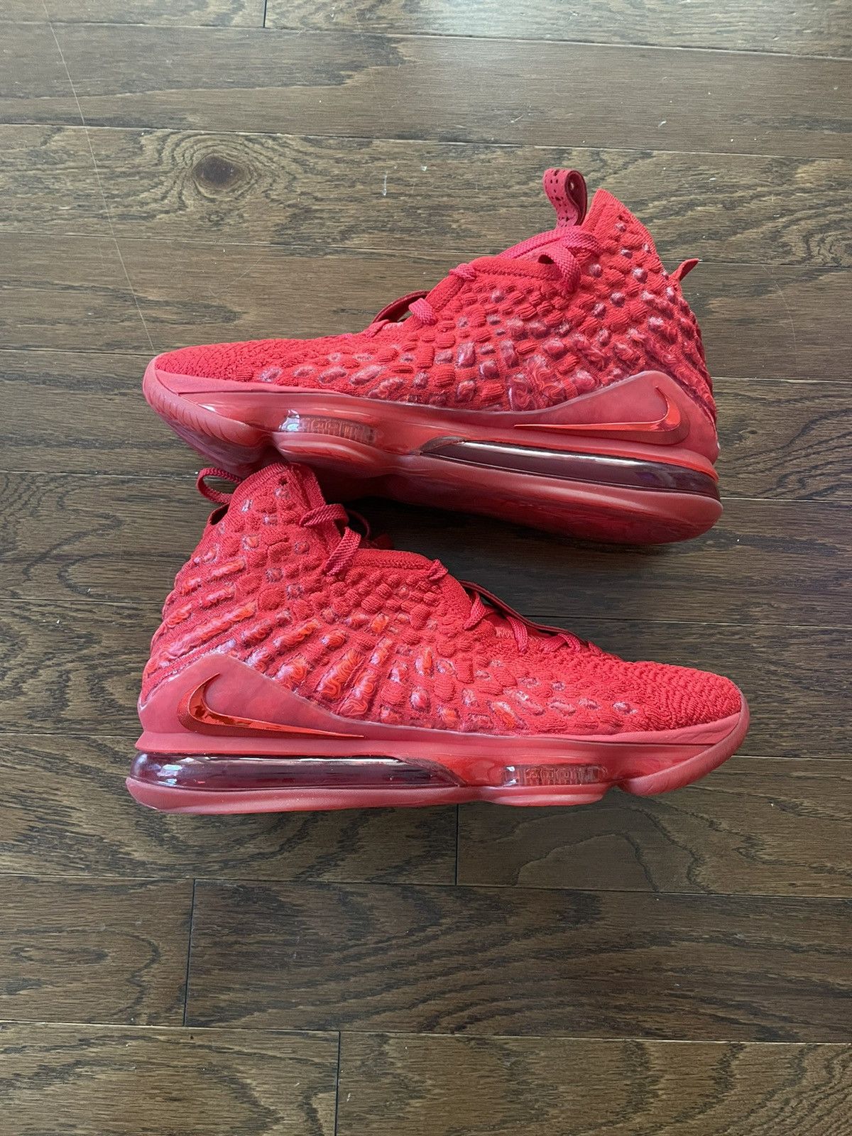 Nike Lebron 17 Red Carpet