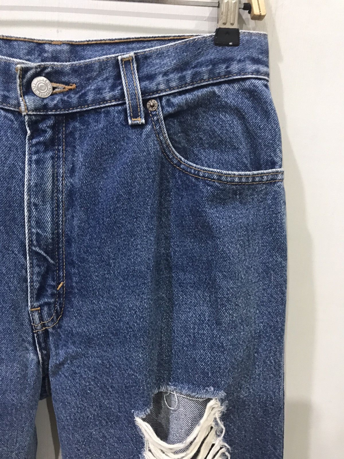 Levi's × Vintage Levis 550 Relaxed Fit Heavy Distressed Denim Size US 29 - 2 Thumbnail