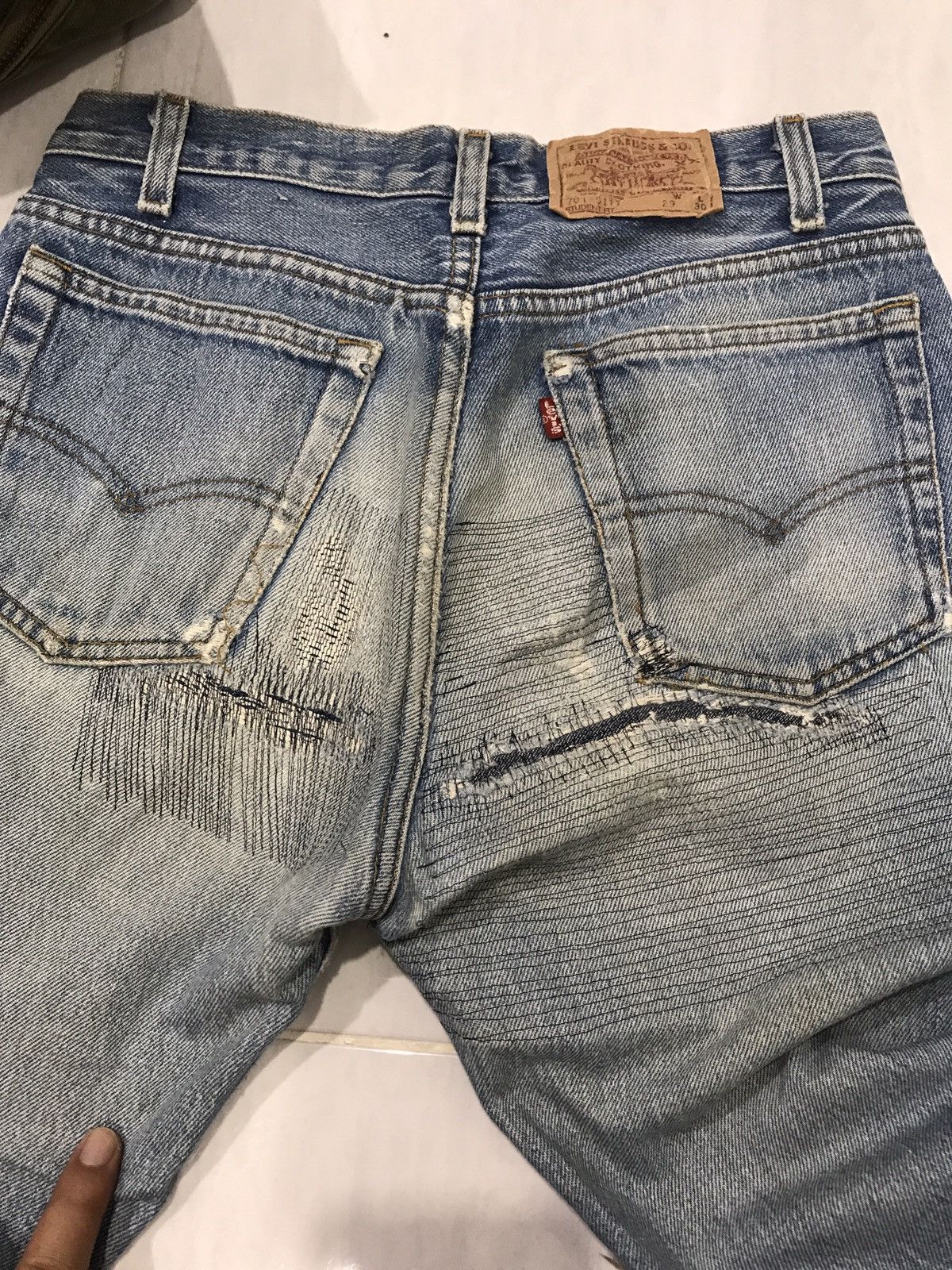 Levi's × Vintage Vintage 90s Levis 701 Student Fit Custom Released Hem Denim Size US 26 / EU 42 - 21 Thumbnail