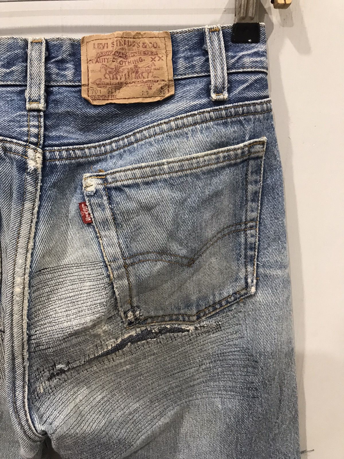 Levi's × Vintage Vintage 90s Levis 701 Student Fit Custom Released Hem Denim Size US 26 / EU 42 - 15 Thumbnail
