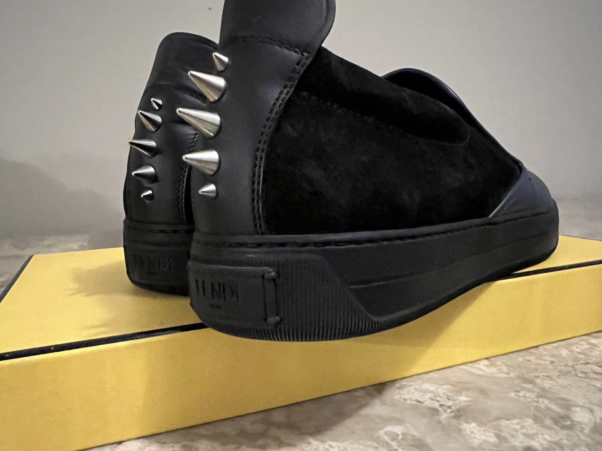 Fendi FENDI MONSTER SLIP ON NAVY Size US 9 / EU 42 - 5 Thumbnail
