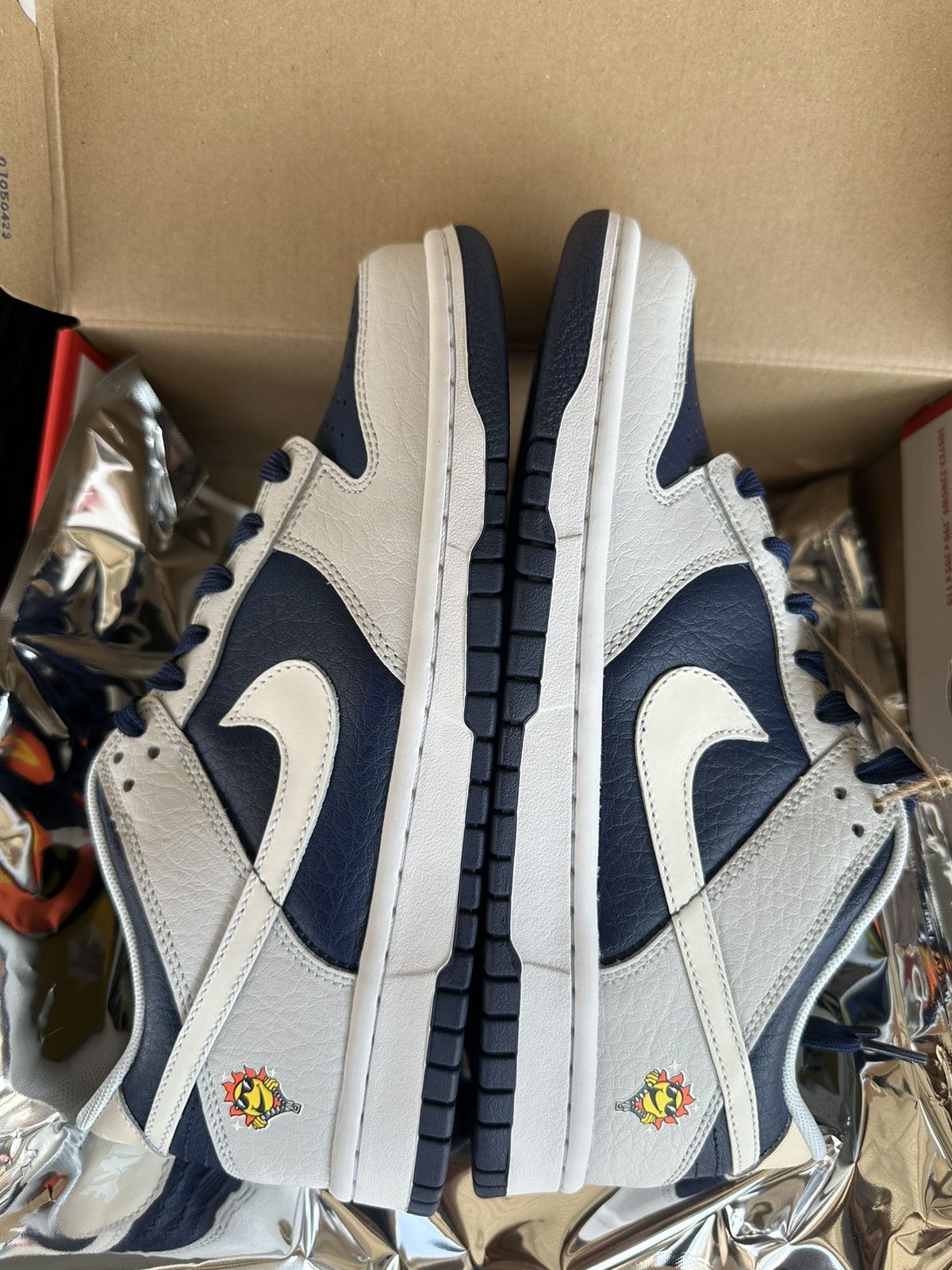 Nike Nike Dunk Low BG Size US 6.5 / EU 39-40 - 2 Thumbnail