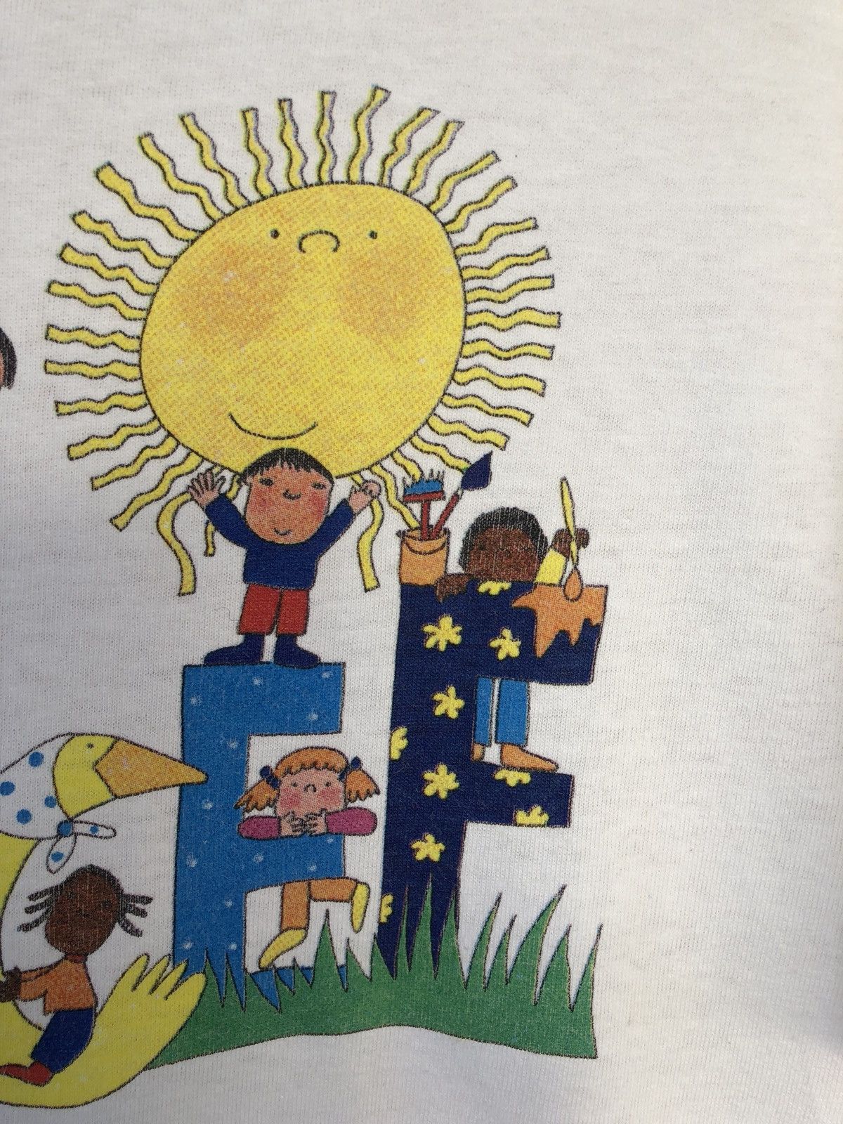 Vintage Vintage 90s UNICEF Souviner Rare T Shirt Size US M / EU 48-50 / 2 - 5 Thumbnail