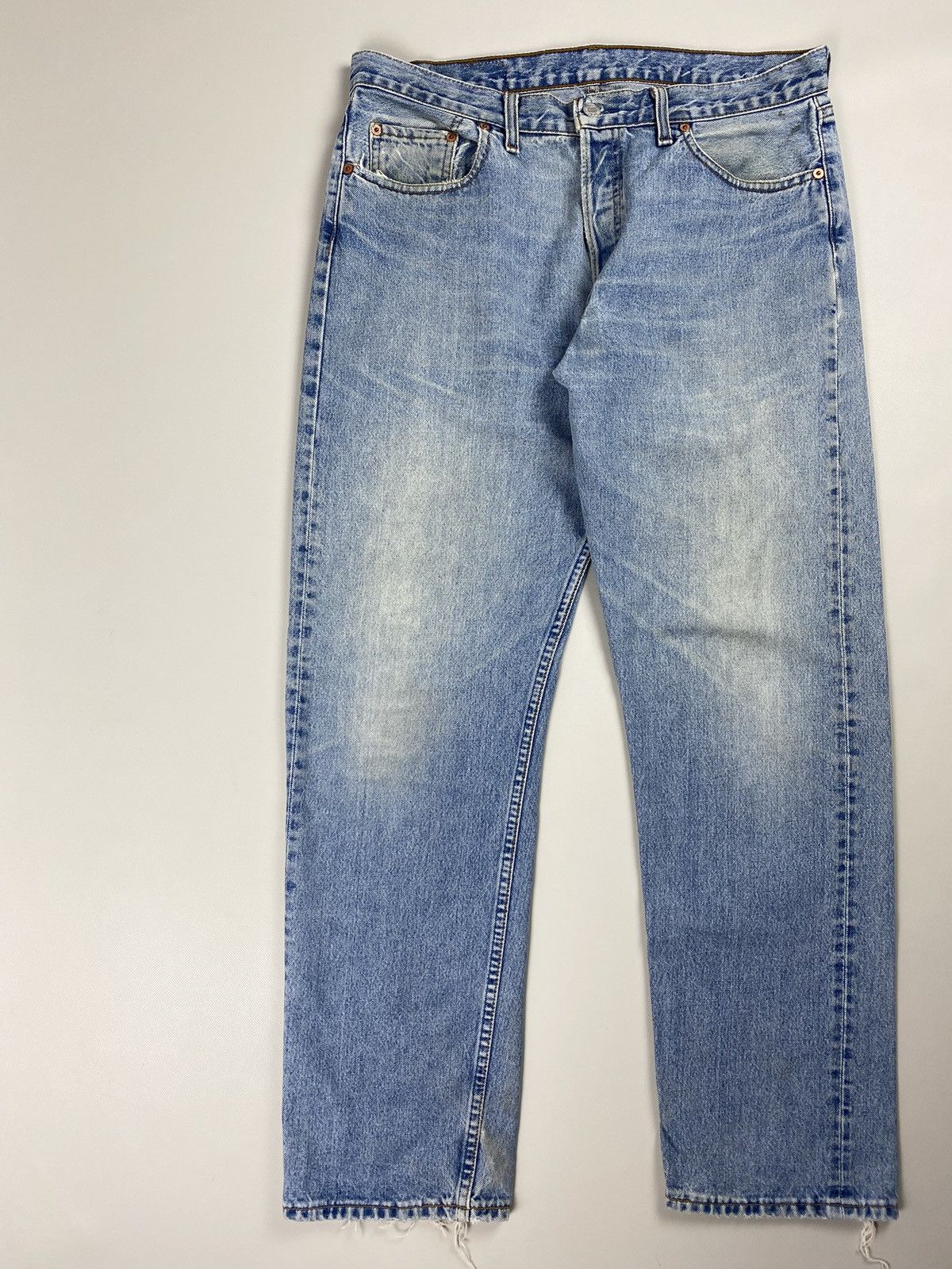 Other VTG 90s Levis 501 men’s light blue denim jeans size 36 X 32 Size US 36 / EU 52 - 2 Thumbnail