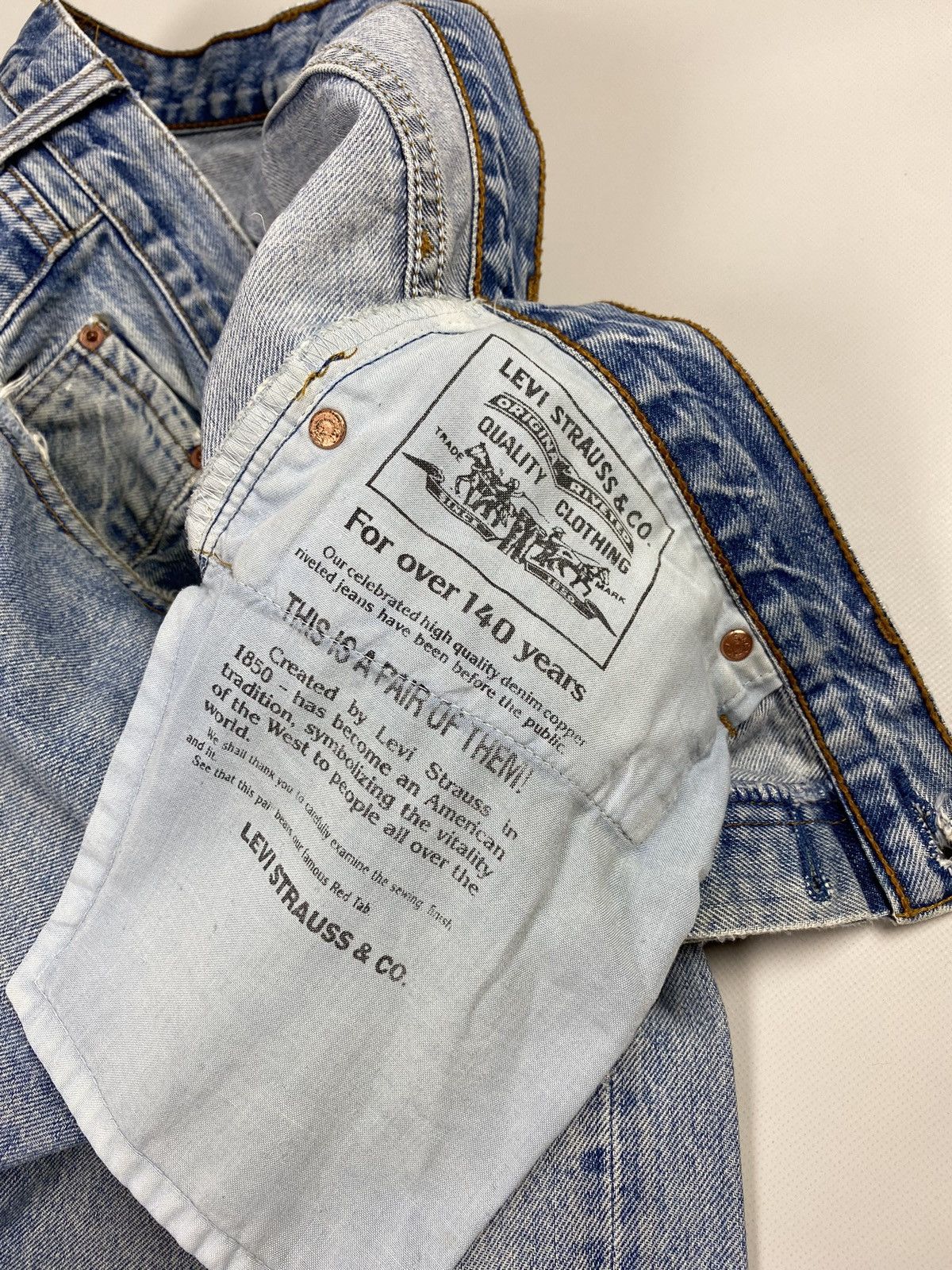 Other VTG 90s Levis 501 men’s light blue denim jeans size 36 X 32 Size US 36 / EU 52 - 13 Thumbnail