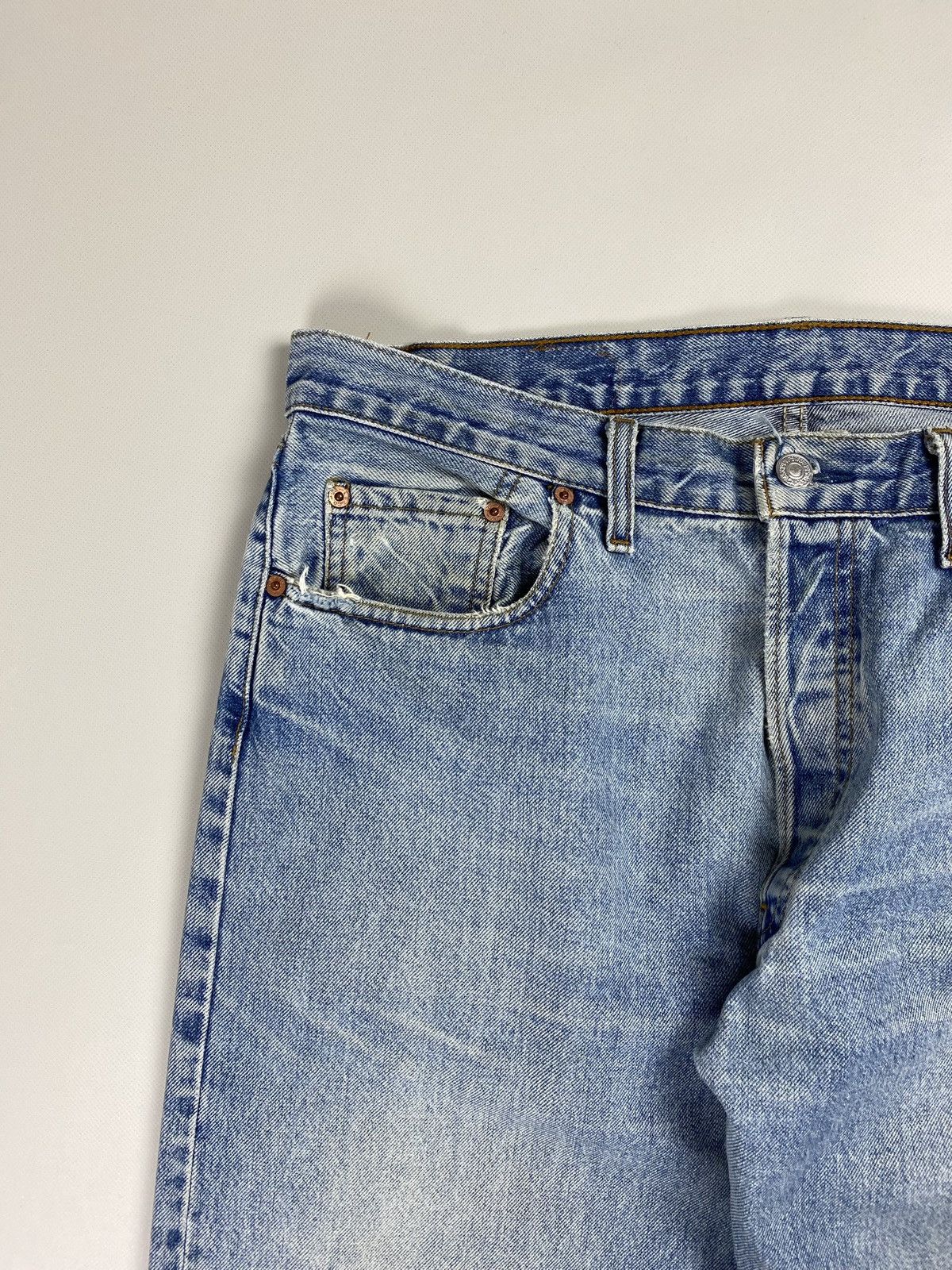 Other VTG 90s Levis 501 men’s light blue denim jeans size 36 X 32 Size US 36 / EU 52 - 10 Thumbnail